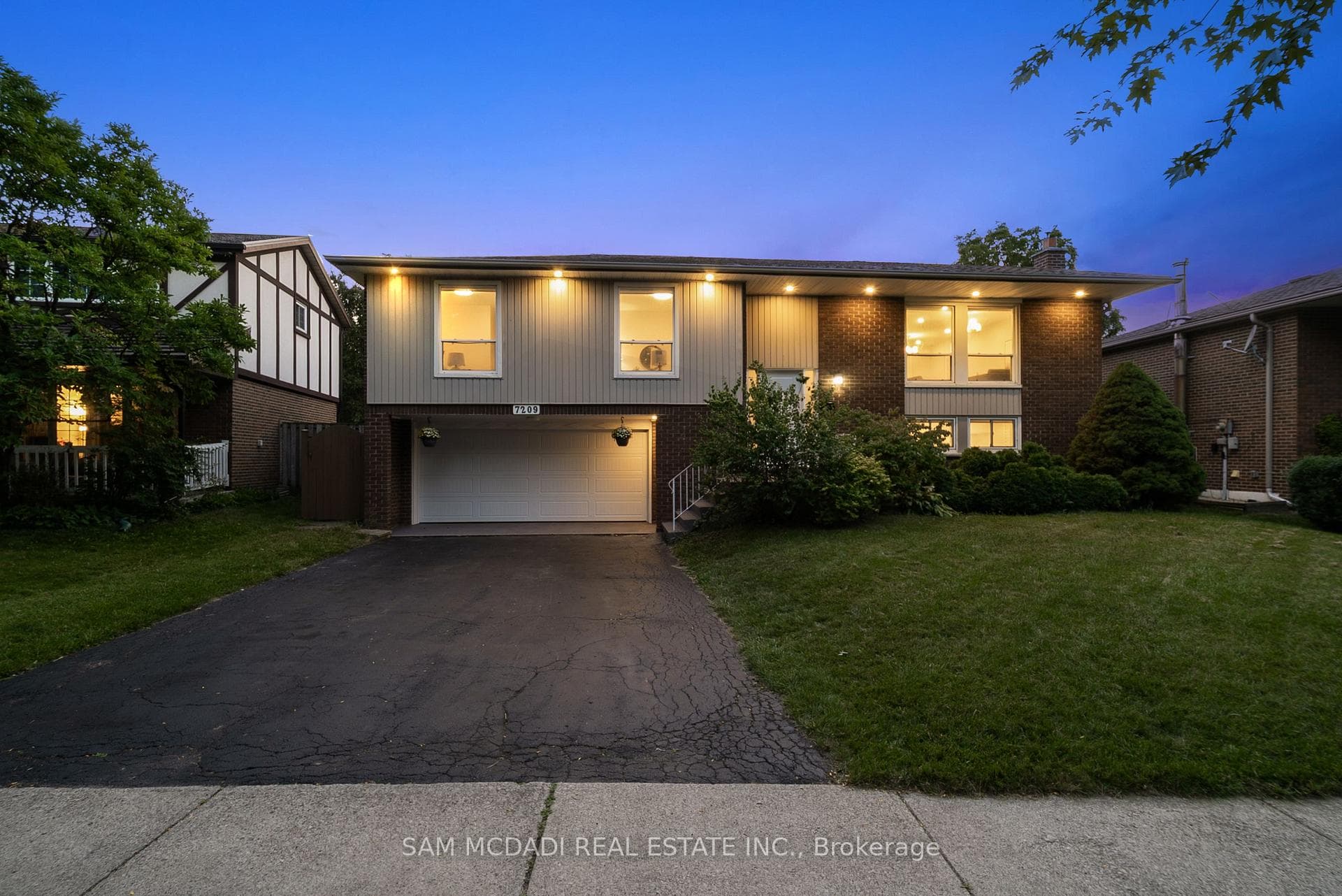7209 Fayette Circle, Mississauga, ON L5N 1Y5 - Photo 1