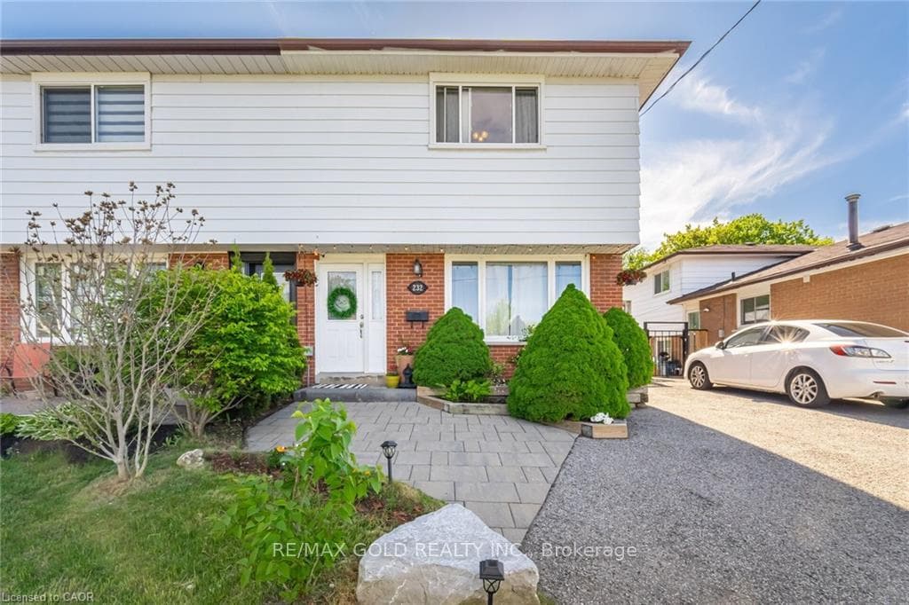 232 Durham Street, Oshawa, ON L1J 5R3 - Photo 1