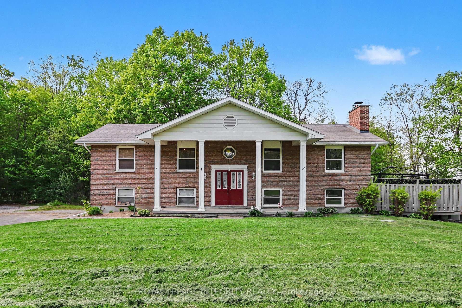 2 Tower Road, Rideau Lakes