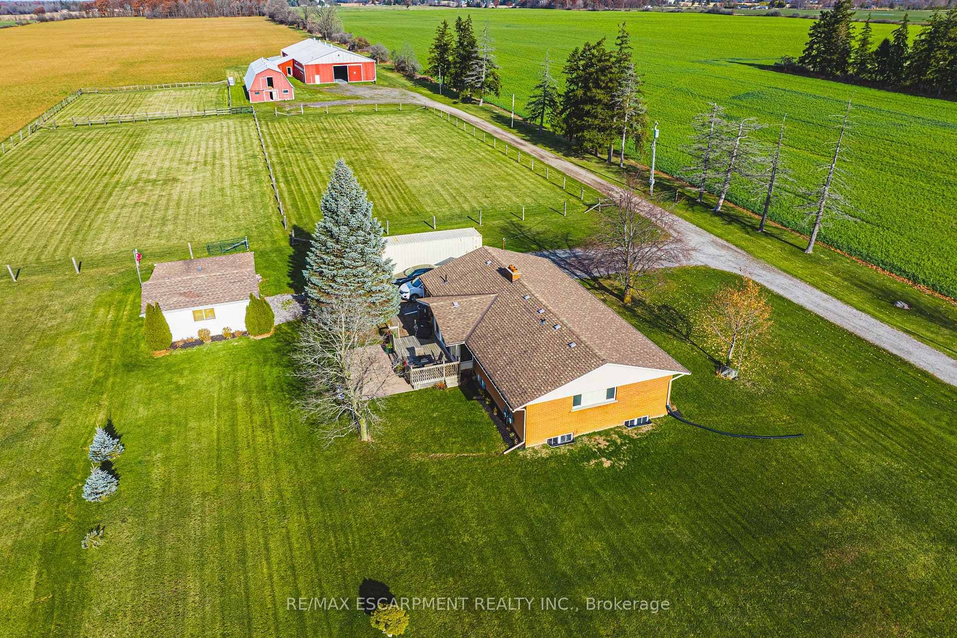 2276 Binbrook Road, Hamilton, ON L0R 1C0 - Photo 1