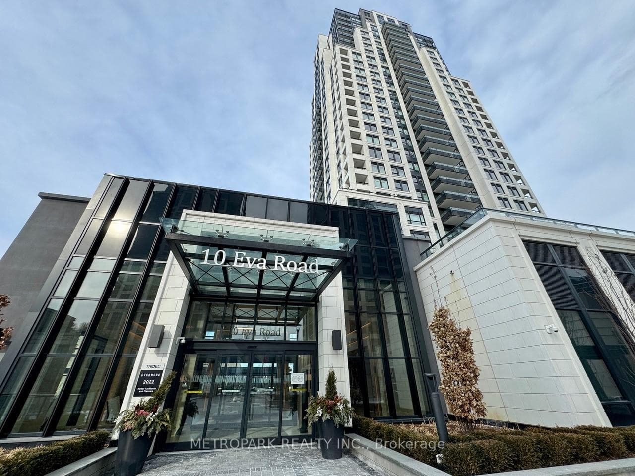 10 Eva Road Unit 1703, Etobicoke (Islington / Rexdale), ON M9C 0B3 - Photo 1