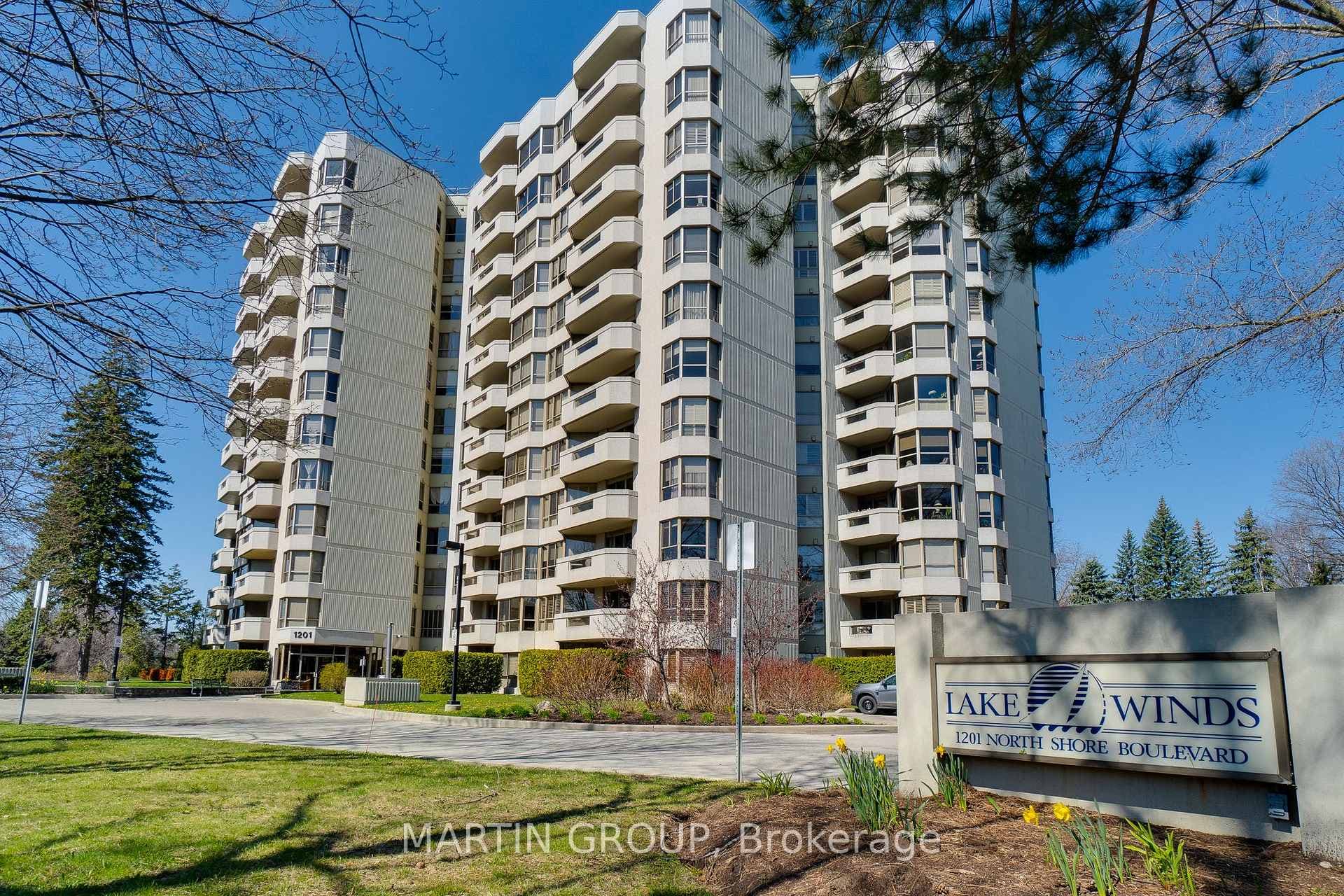 1201 North Shore Boulevard Unit 1207, Burlington, ON L7S 1Z5 - Photo 1