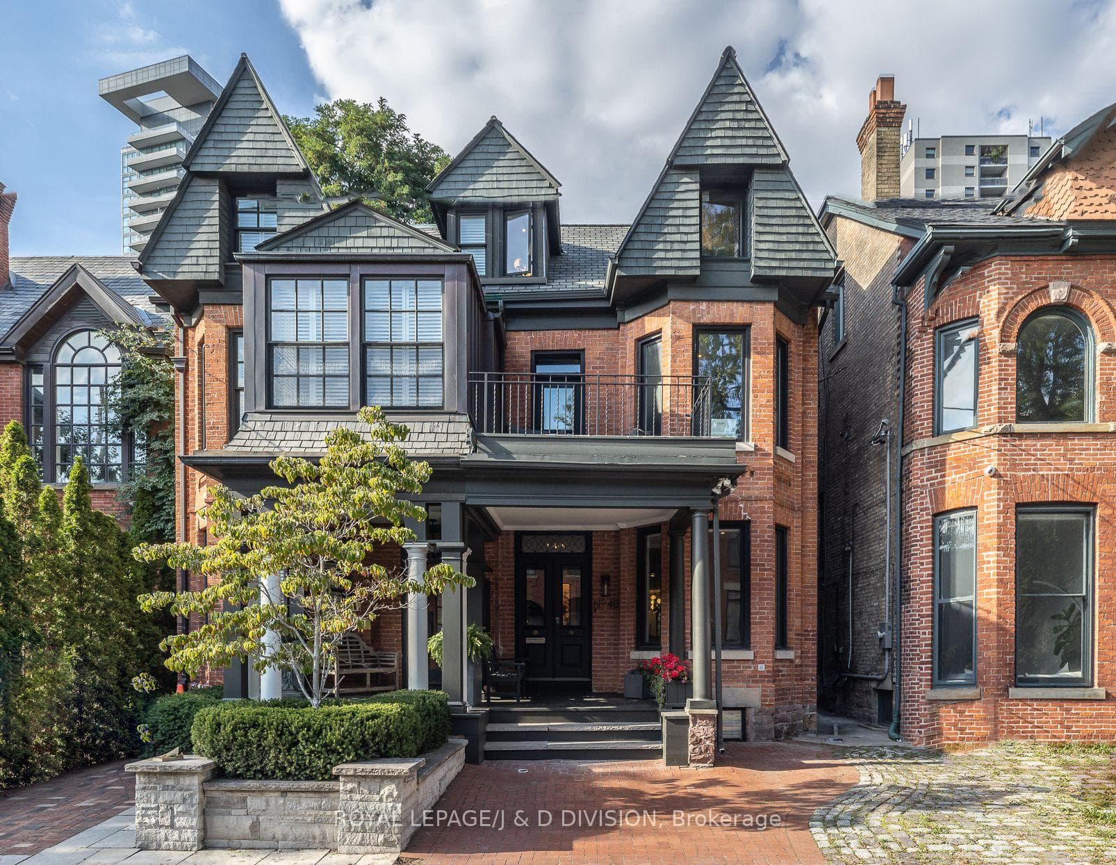 40 Bernard Avenue, Annex / Yorkville / Summerhill, ON M5R 1R2 - Photo 1