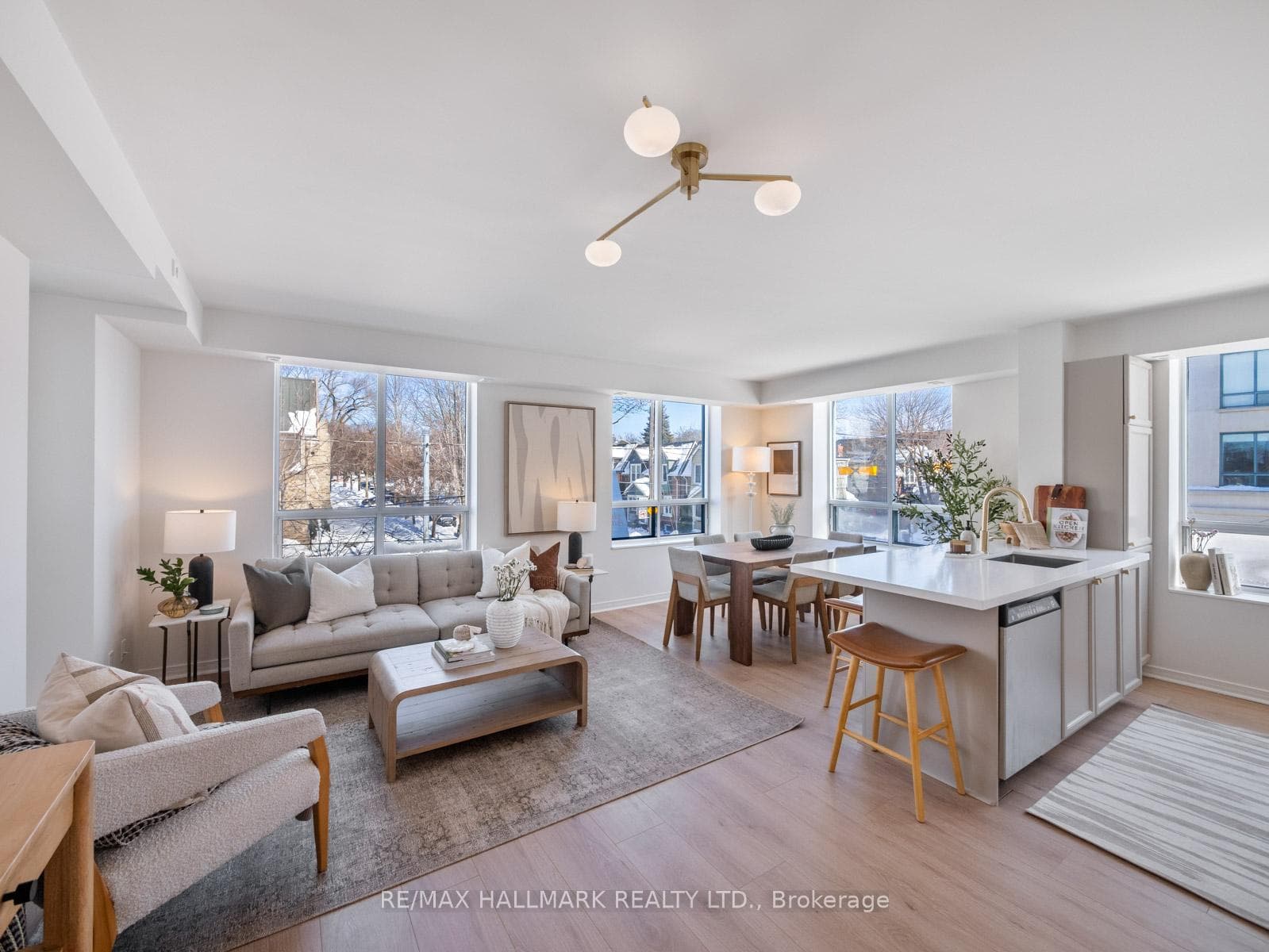 1765 Queen Street Unit 211, The Beaches / Upper Beaches, ON M4L 3Z2 - Photo 1