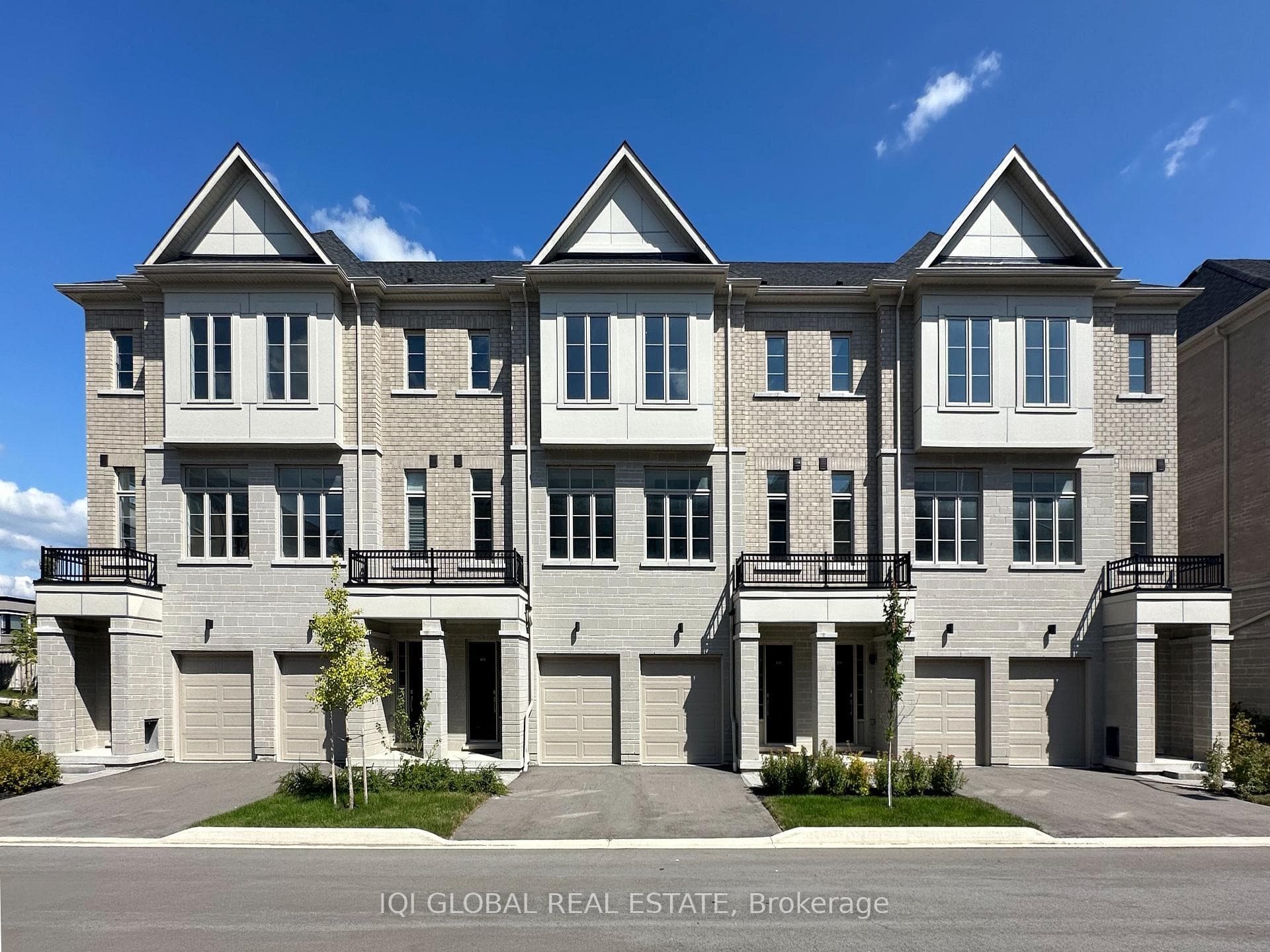 1655 Palmers Sawmill Road Unit 404, Pickering, ON L1X 0R3 - Photo 1