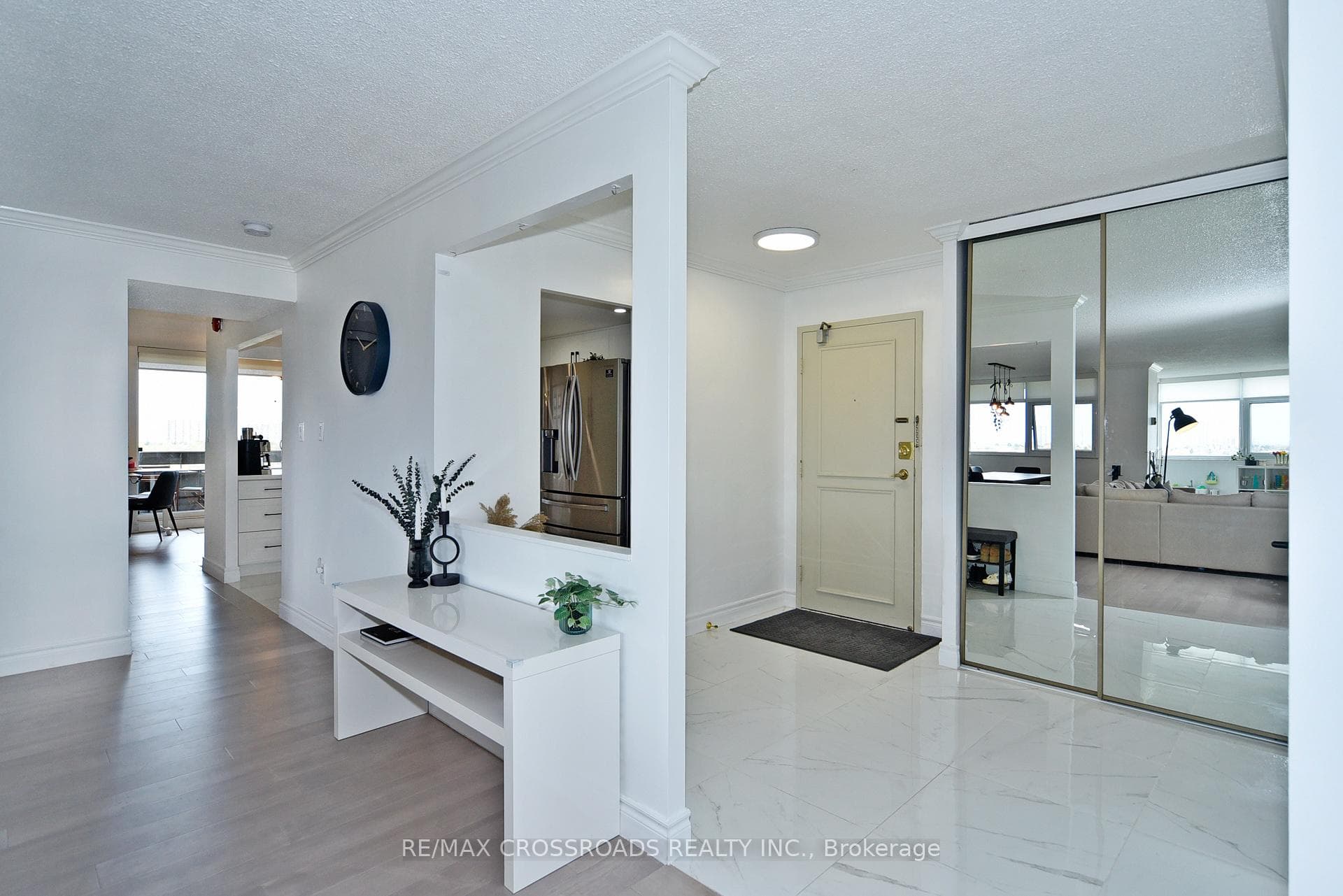 3131 Bridletowne Circle Unit 1102, Scarborough Village / Eglinton East, ON M1W 2S9 - Photo 1