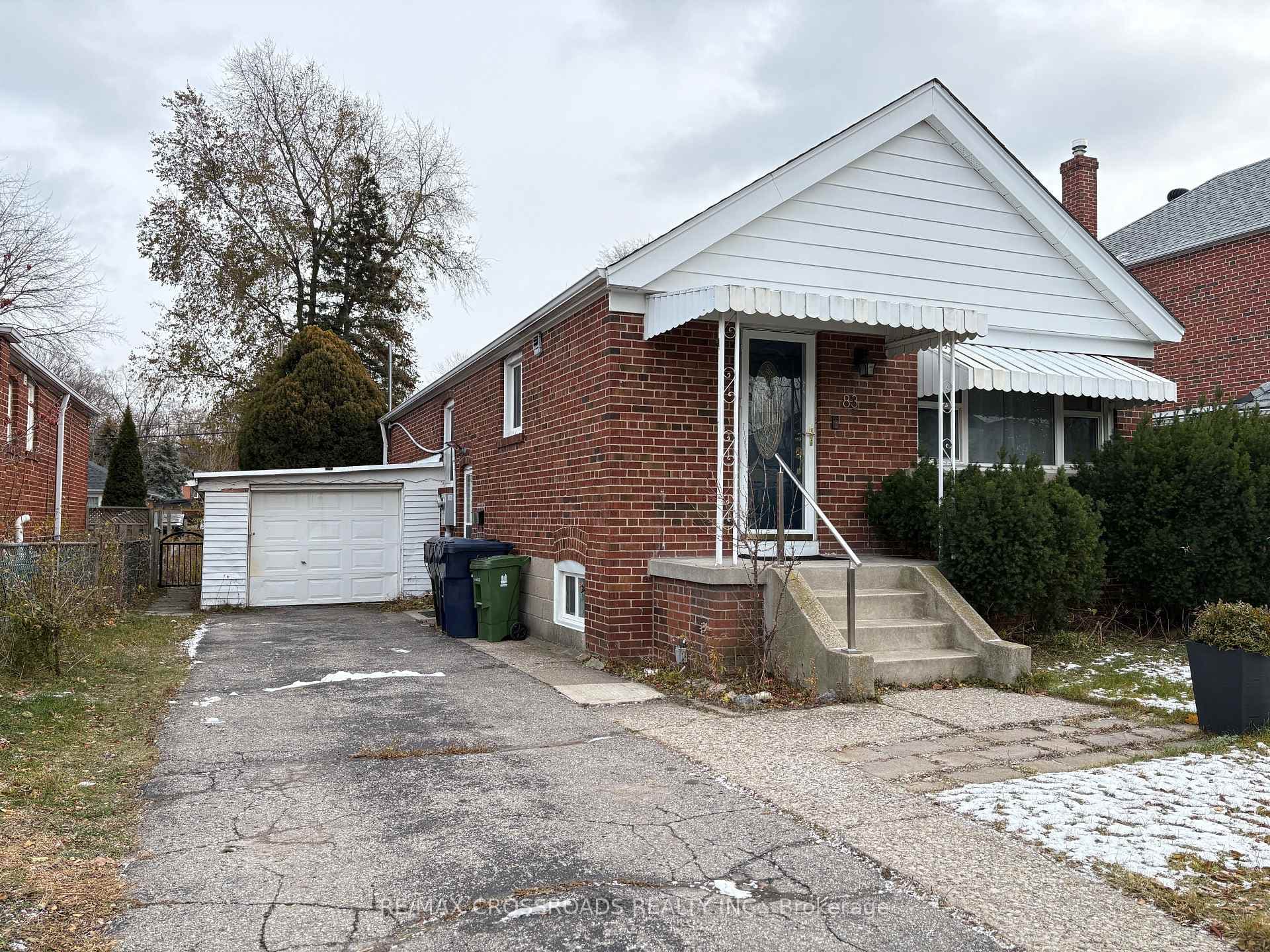 83 Clonmore Lower Level Drive, Birch Cliff / Cliffside, ON M1N 1X9 - Photo 1