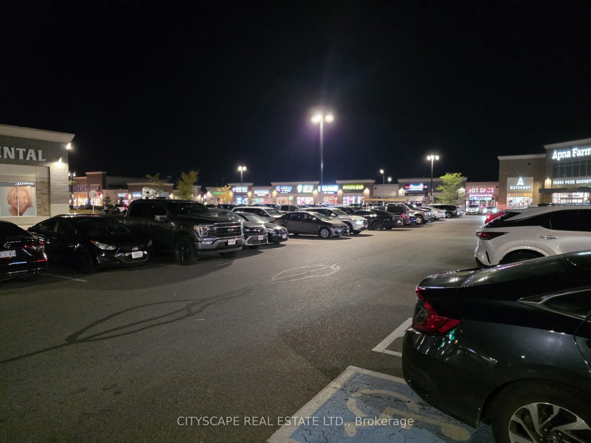 3525 Platinum Drive Unit 105, Mississauga, ON L5M 2R9 - Photo 1