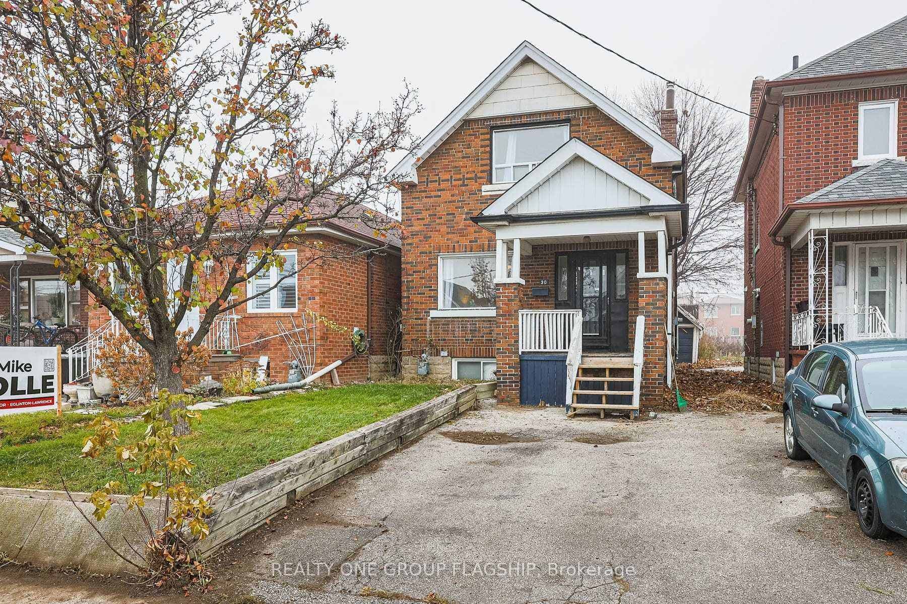 30 Bowie Avenue, York / Weston, ON M6E 2P1 - Photo 1