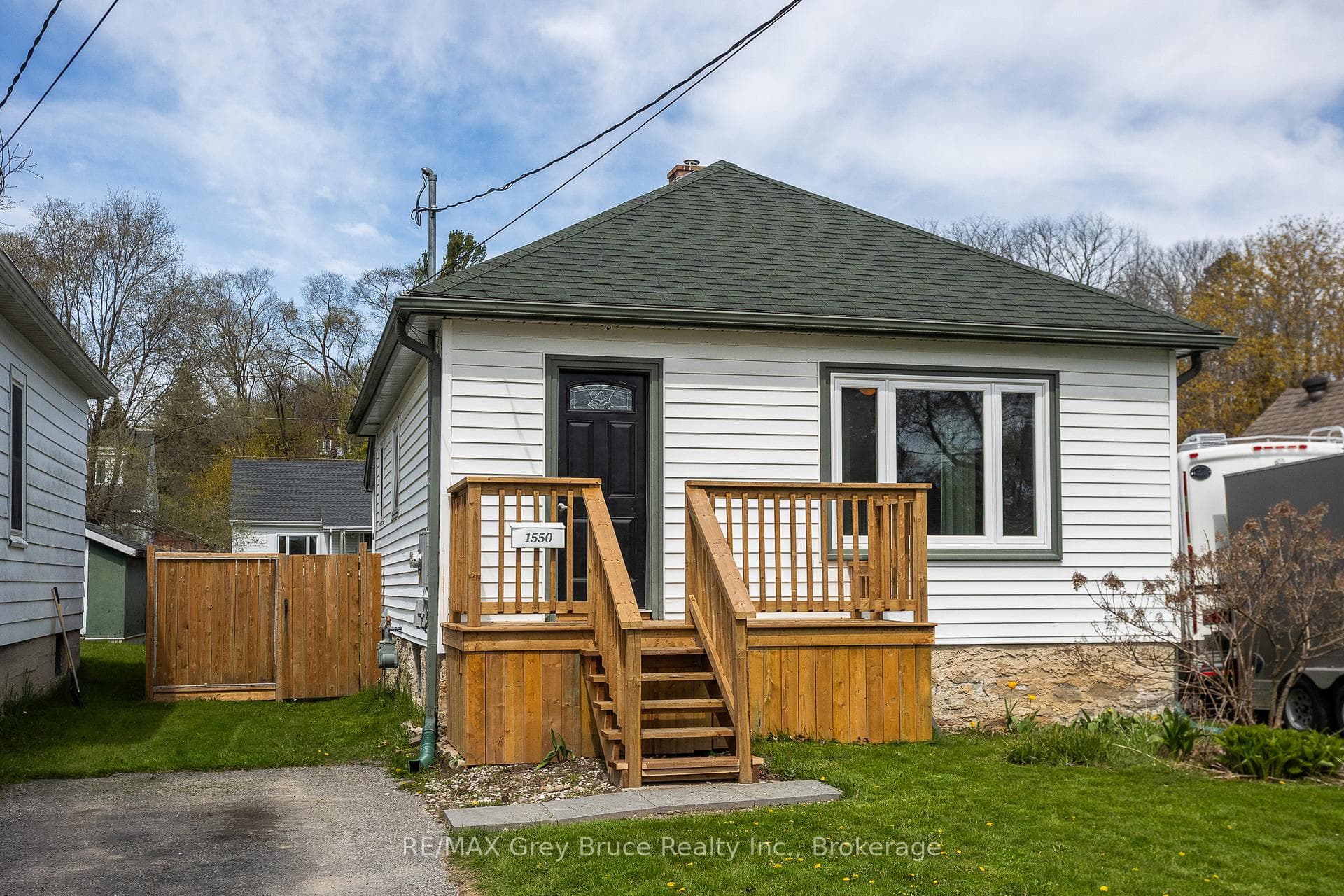 1550 5th Avenue, Owen Sound