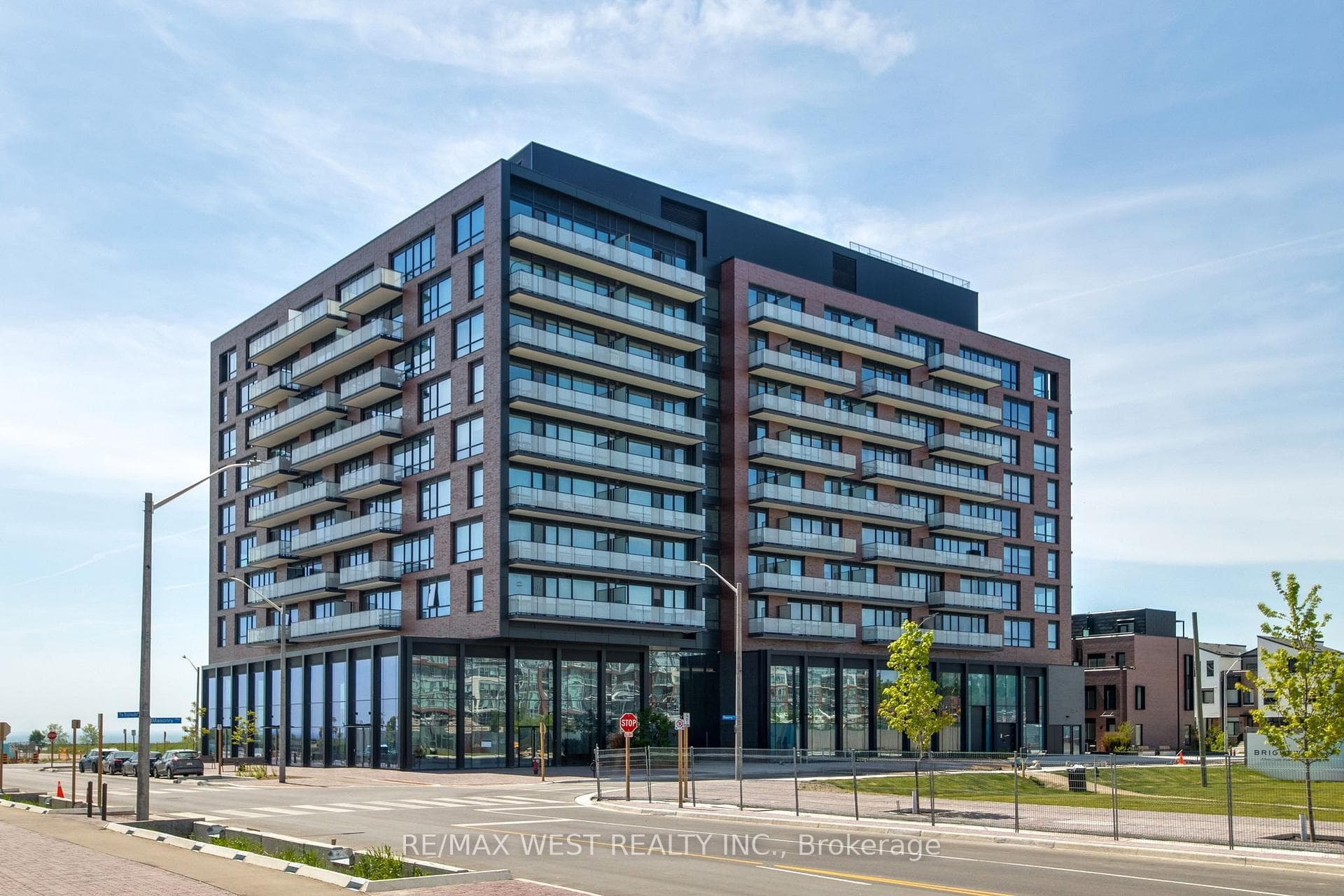 251 Masonry Way, Mississauga, ON L5H 0B3 - Photo 1