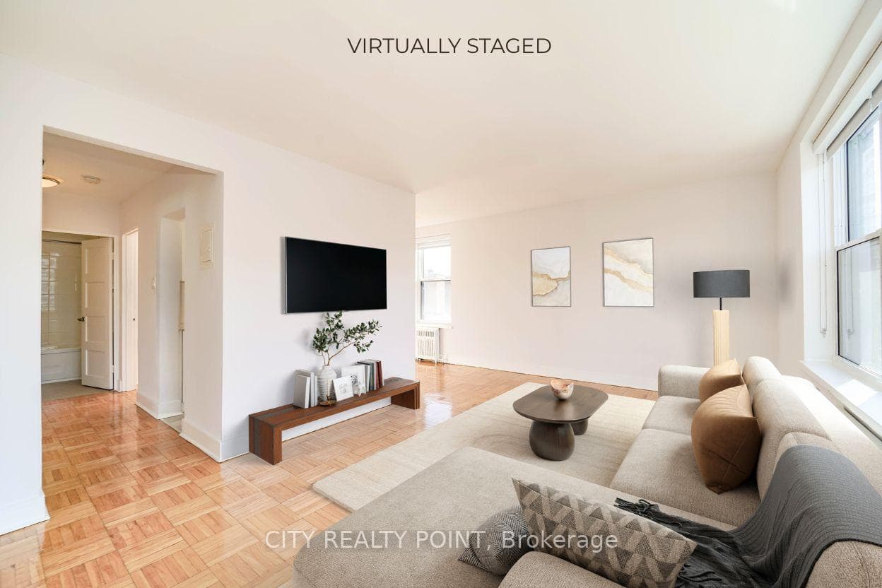 1545 Bathurst Street Unit 405, Forest Hill / Deer Park, ON M5P 3H6 - Photo 1