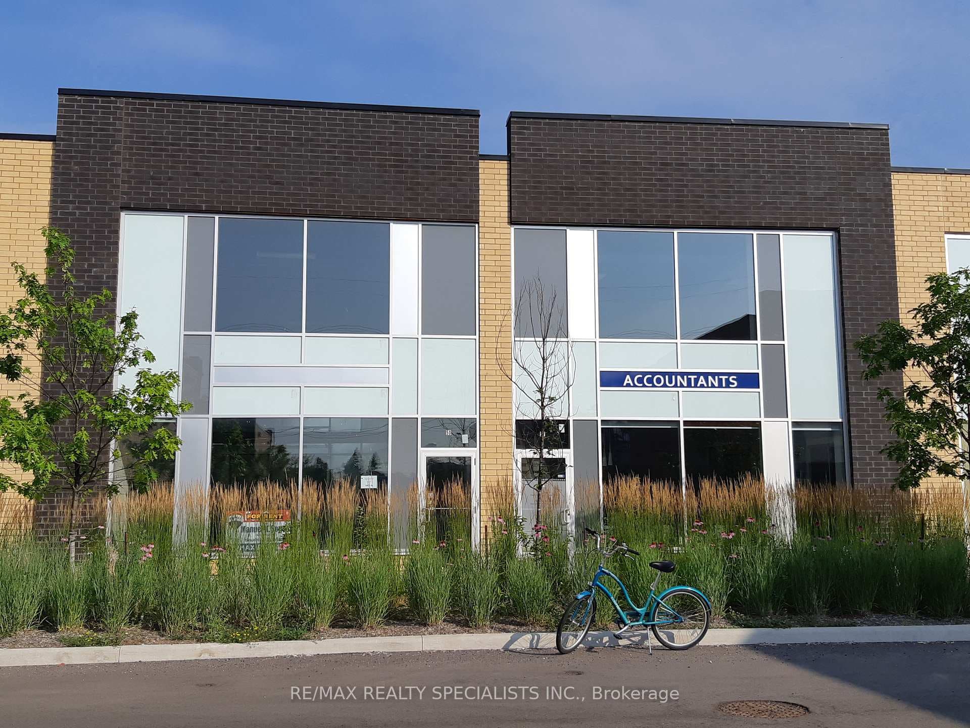 1215 Queensway N/A Unit 51, Mississauga, ON L4Y 0G4 - Photo 1