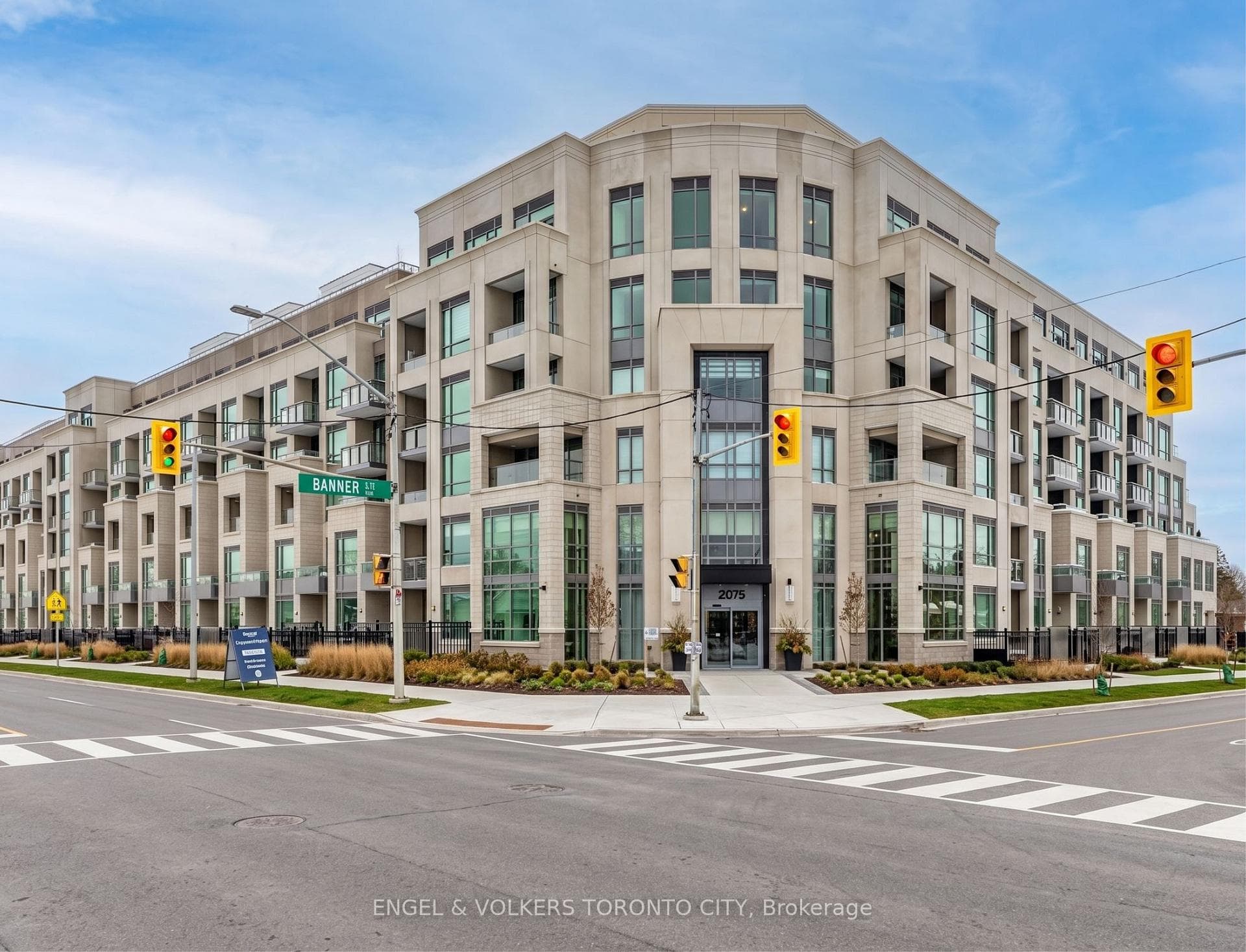 2075 King Road Unit 249, King