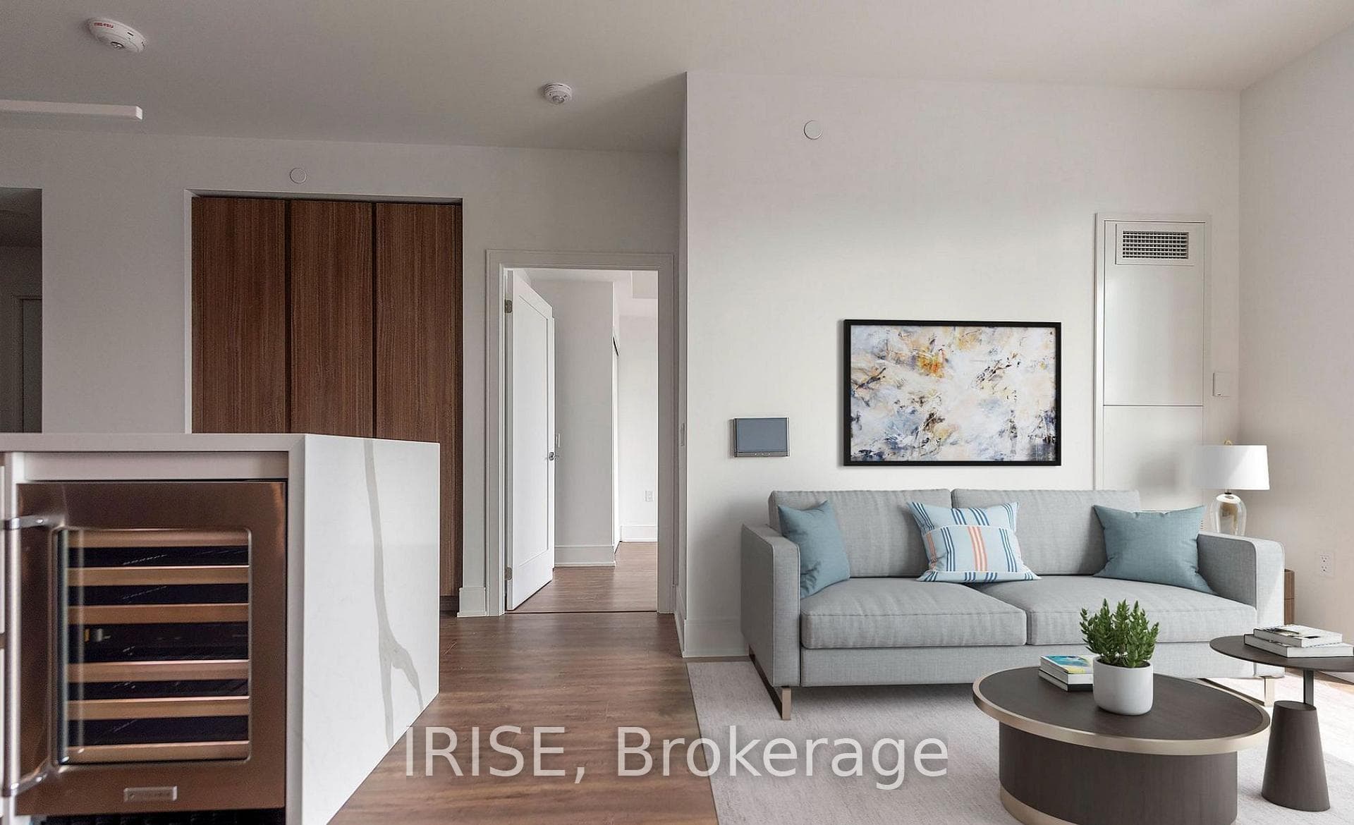 1 Hillsdale Avenue Unit 304, Forest Hill / Deer Park, ON M5P 1G2 - Photo 1