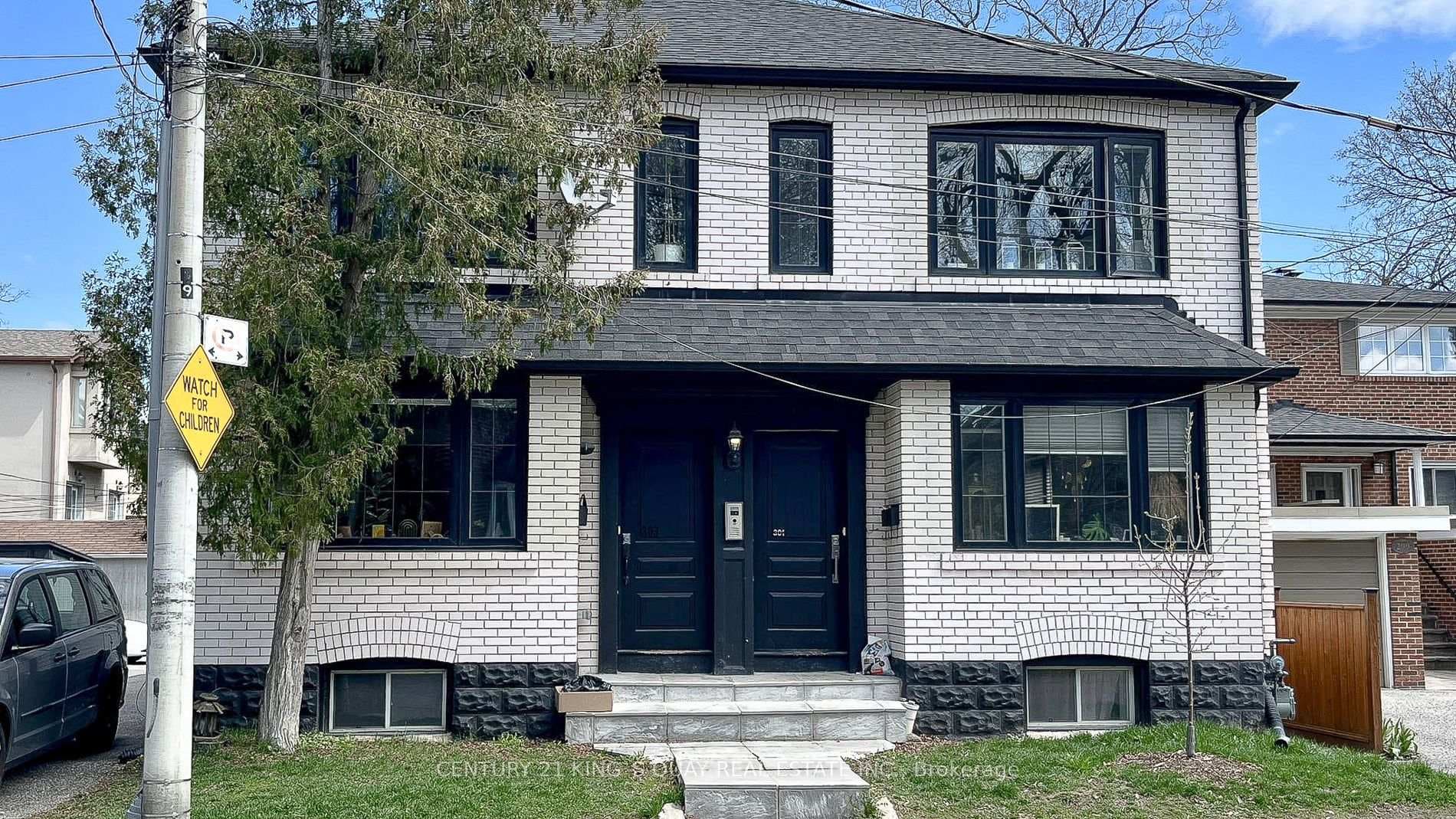 301 Cleveland Street, Leaside / Davisville, ON M4S 2W7 - Photo 1
