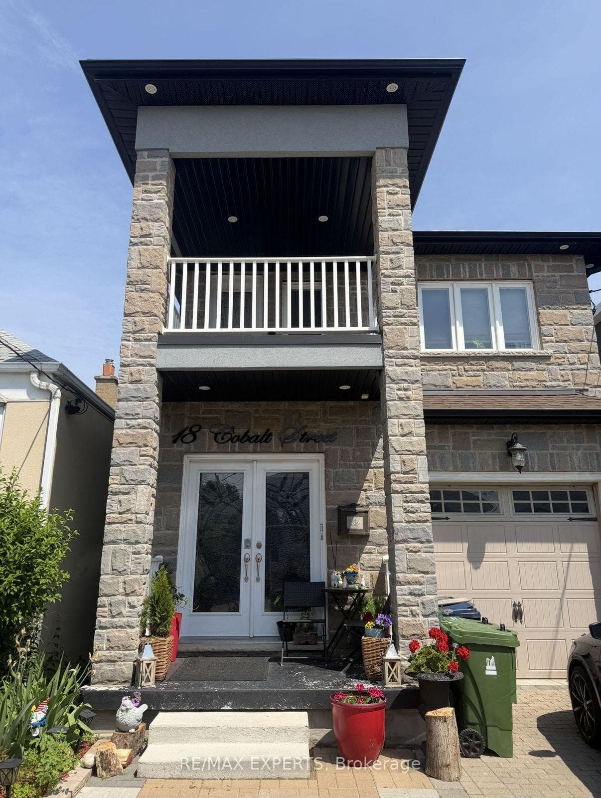 18 Cobalt Street, York / Weston, ON M6M 2K2 - Photo 1