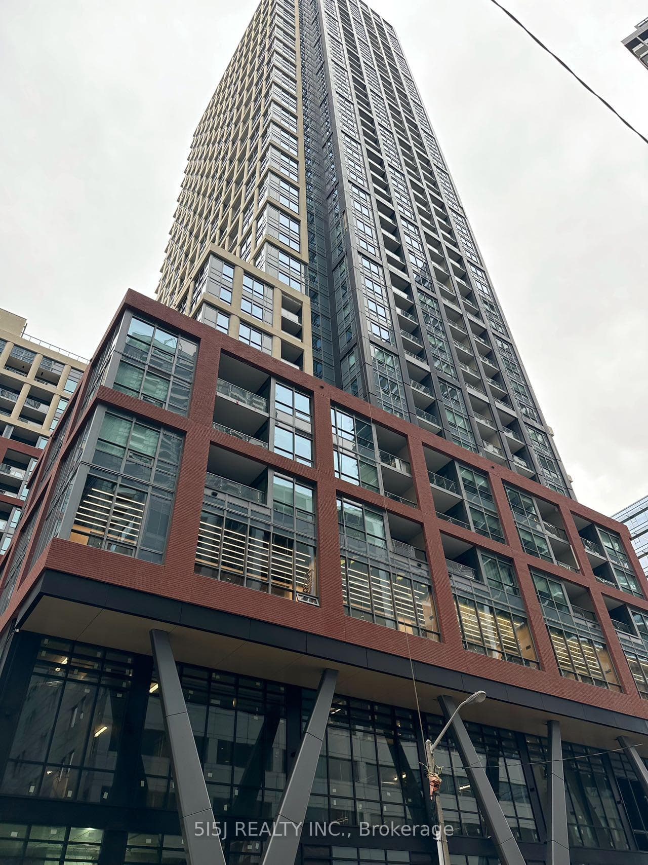 108 Peter Street Unit 3505, Downtown Toronto / Waterfront, ON M5V 0W2 - Photo 1