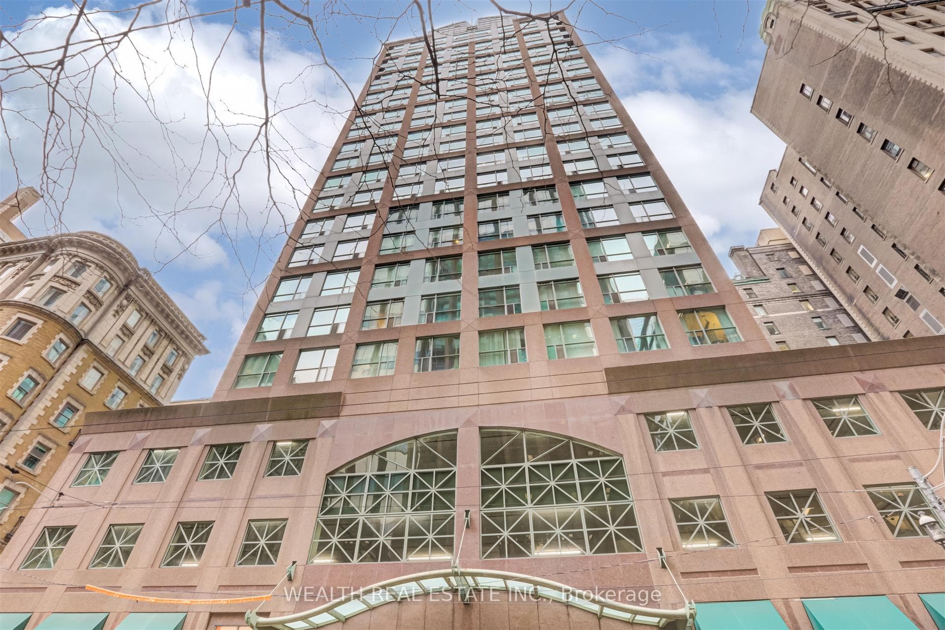 7 King Street Unit 1612, Regent Park / Cabbagetown / St. James Town, ON M5C 3C5 - Photo 1