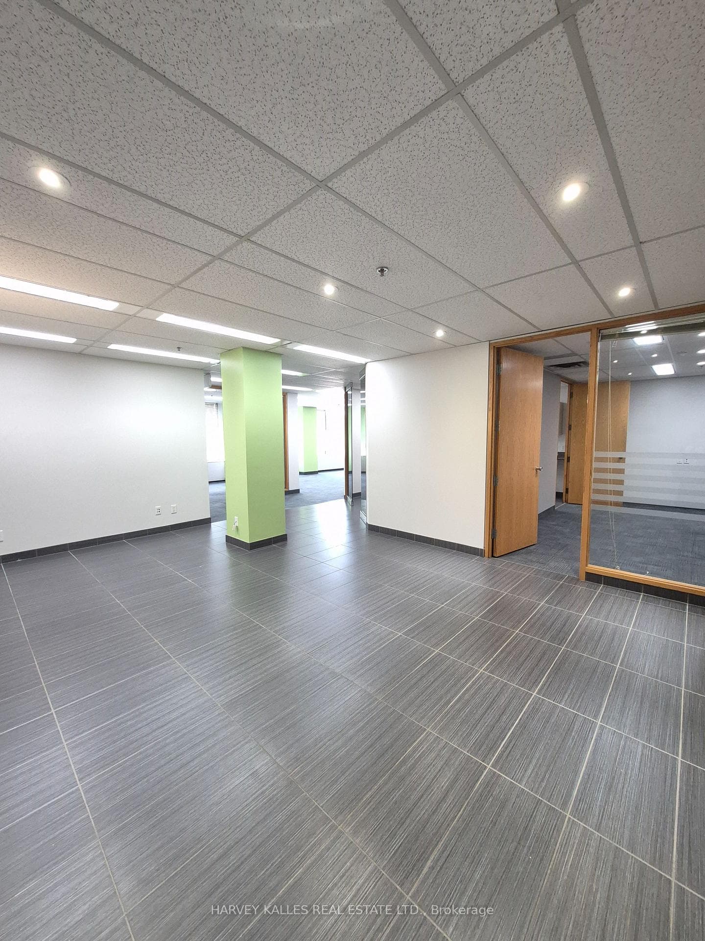 45 Sheppard Avenue Unit 302, Willowdale / Newtonbrook, ON M2N 5N1 - Photo 1