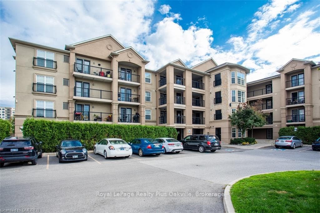 2045 APPLEBY Line Unit 212, Burlington, ON L7L 7G9 - Photo 1