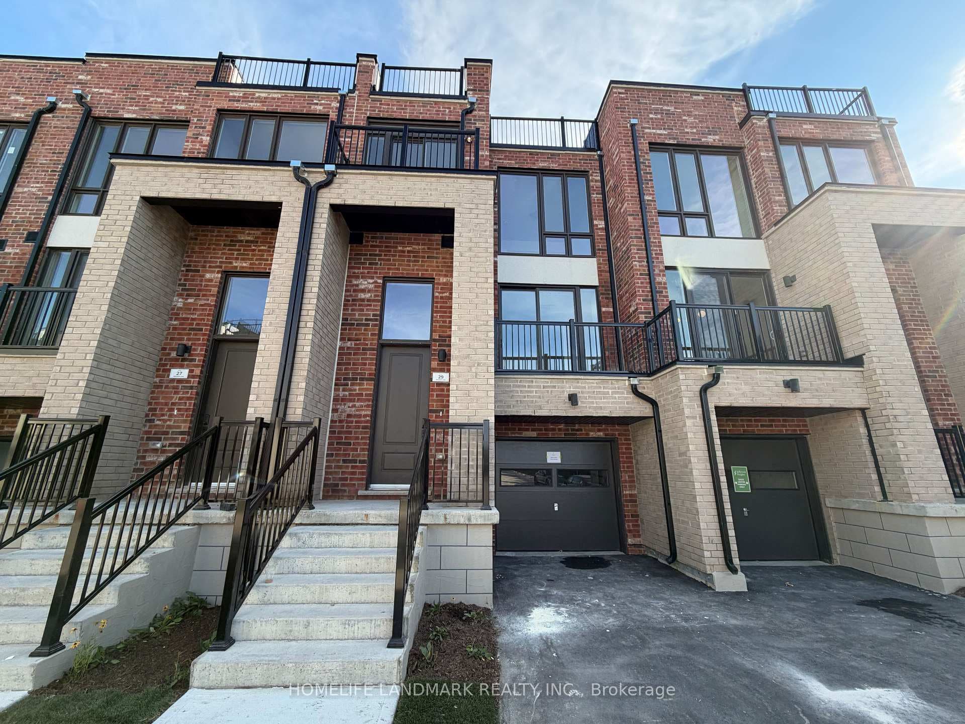 29 Bancroft Lane, Richmond Hill, ON L4E 1M1 - Photo 1