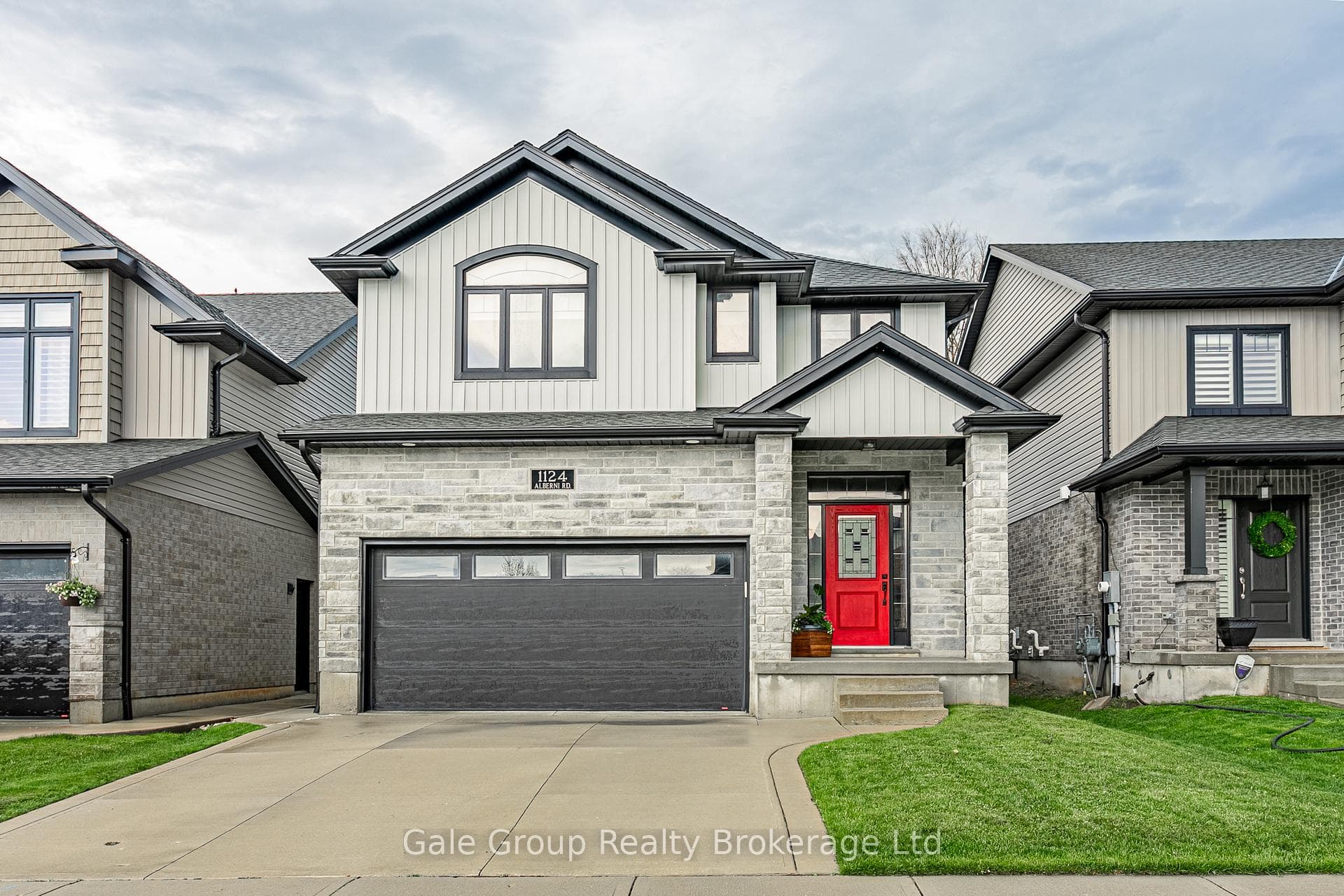 1124 Alberni Road, Woodstock