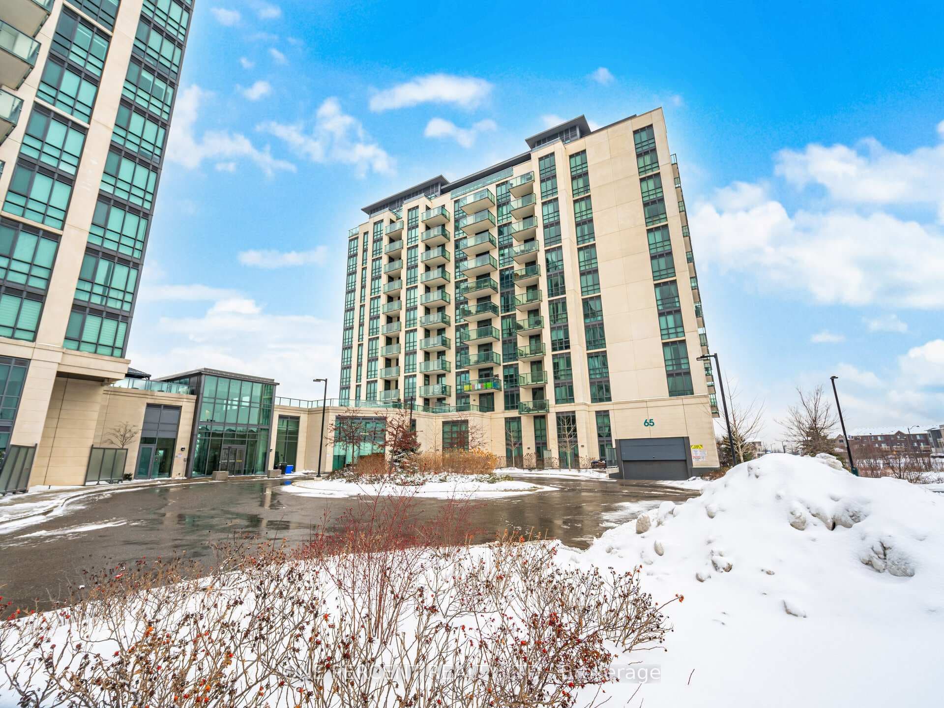 65 Yorkland Boulevard Unit 811, Brampton
