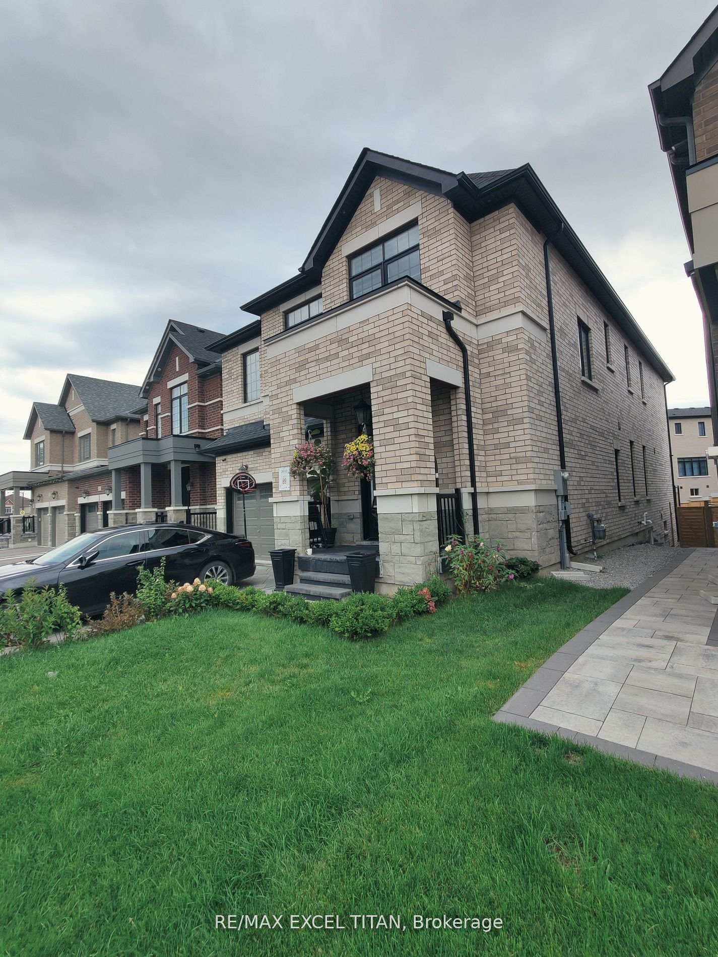 460 Mactier Drive, Vaughan, ON L4H 4L8 - Photo 1