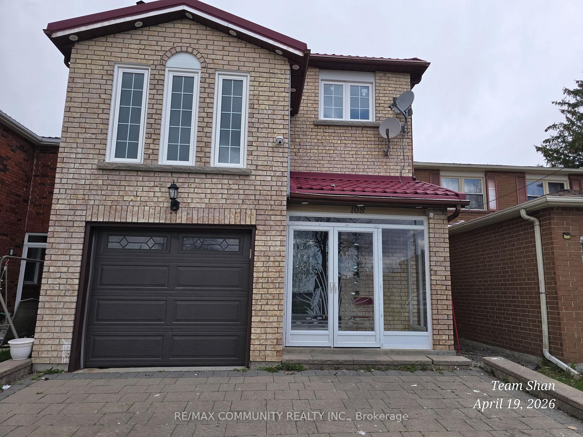 108 Pennyhill Drive Unit Main, Scarborough (Morningside / West Hill), ON M1B 4K7 - Photo 1