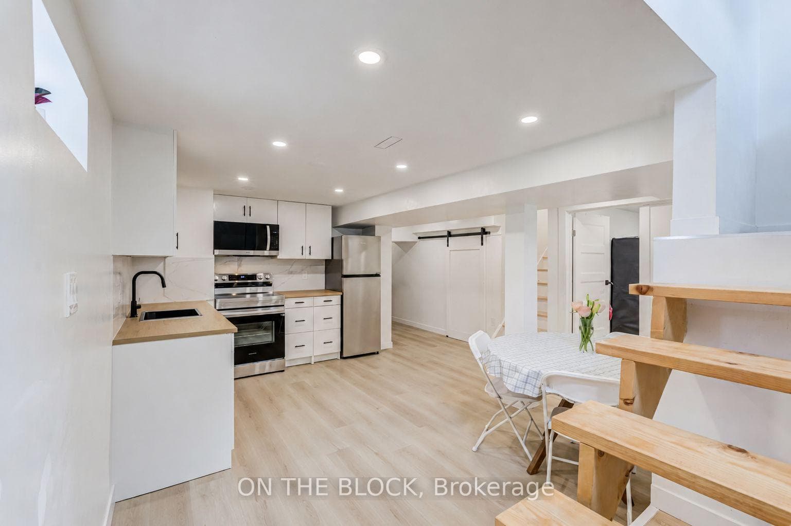 34 Henley Crescent Unit #Lower, Toronto W10