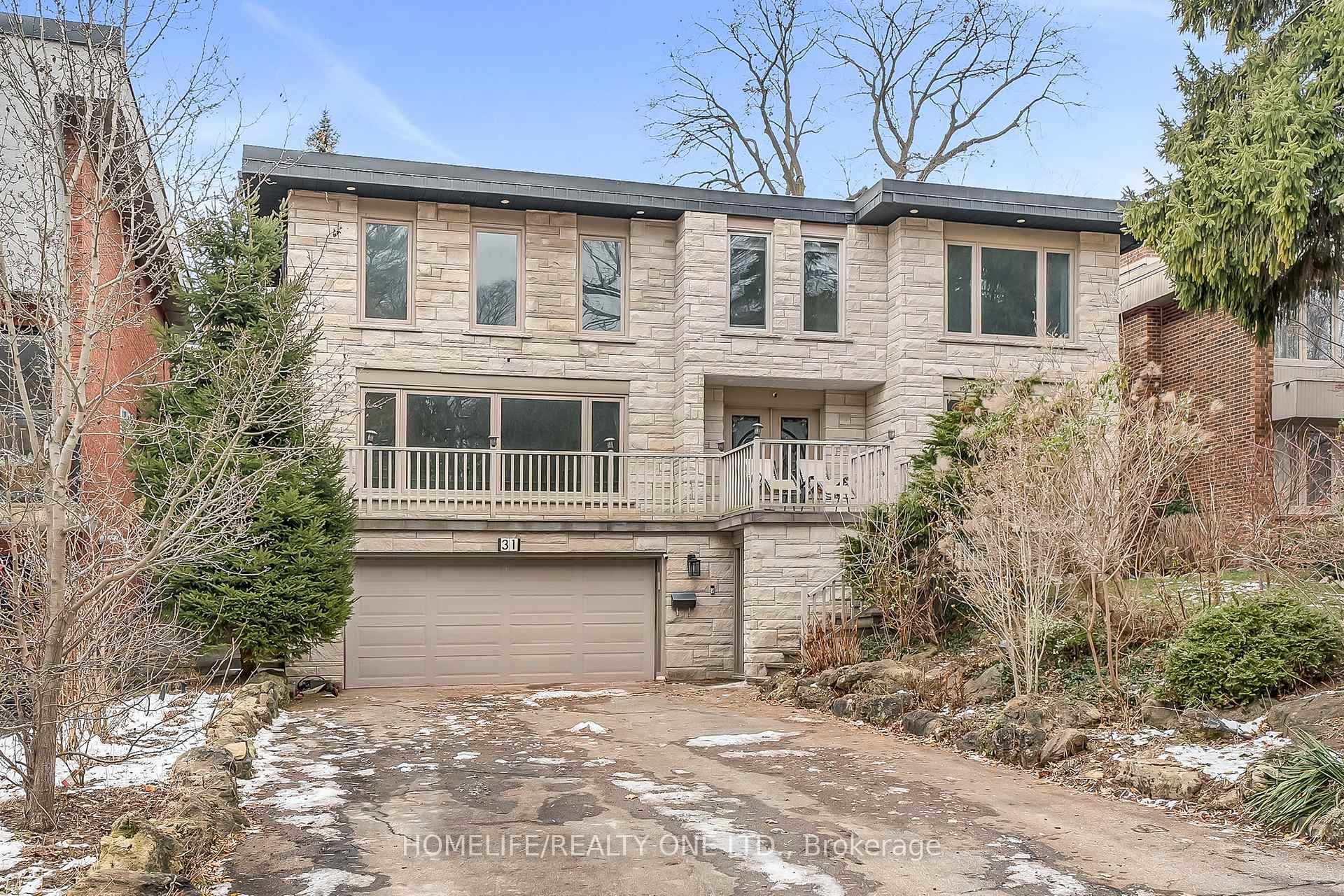 31 Bearwood Drive, Etobicoke (Islington / Rexdale), ON M9A 4G5 - Photo 1