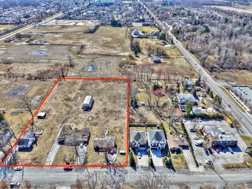 743 Quaker Road, Pelham, ON L3C 3H3 - Photo 1