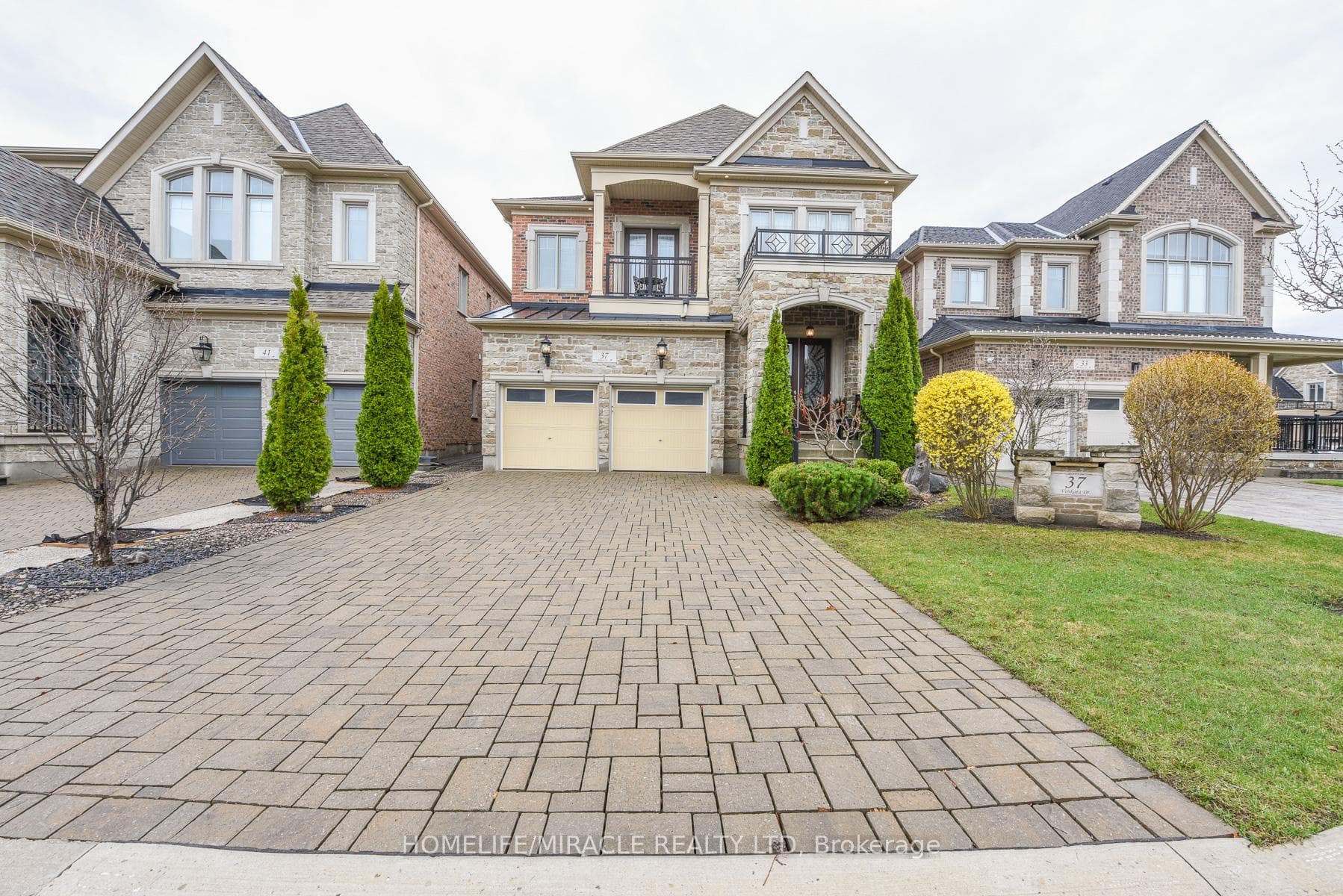 37 Venkata Drive, Vaughan, ON L4H 3X9 - Photo 1