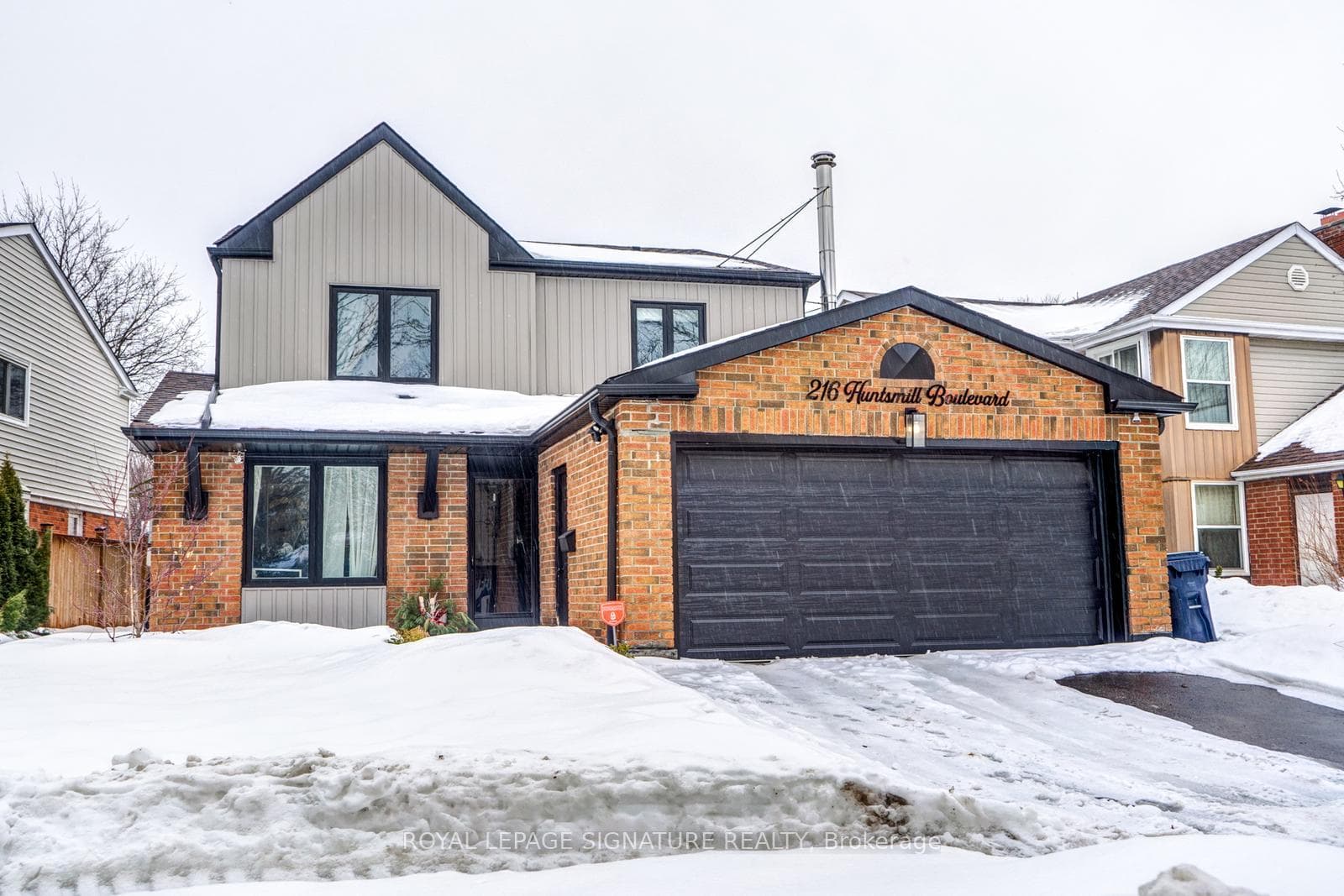 216 Huntsmill Boulevard, Scarborough Village / Eglinton East, ON M1W 3E1 - Photo 1