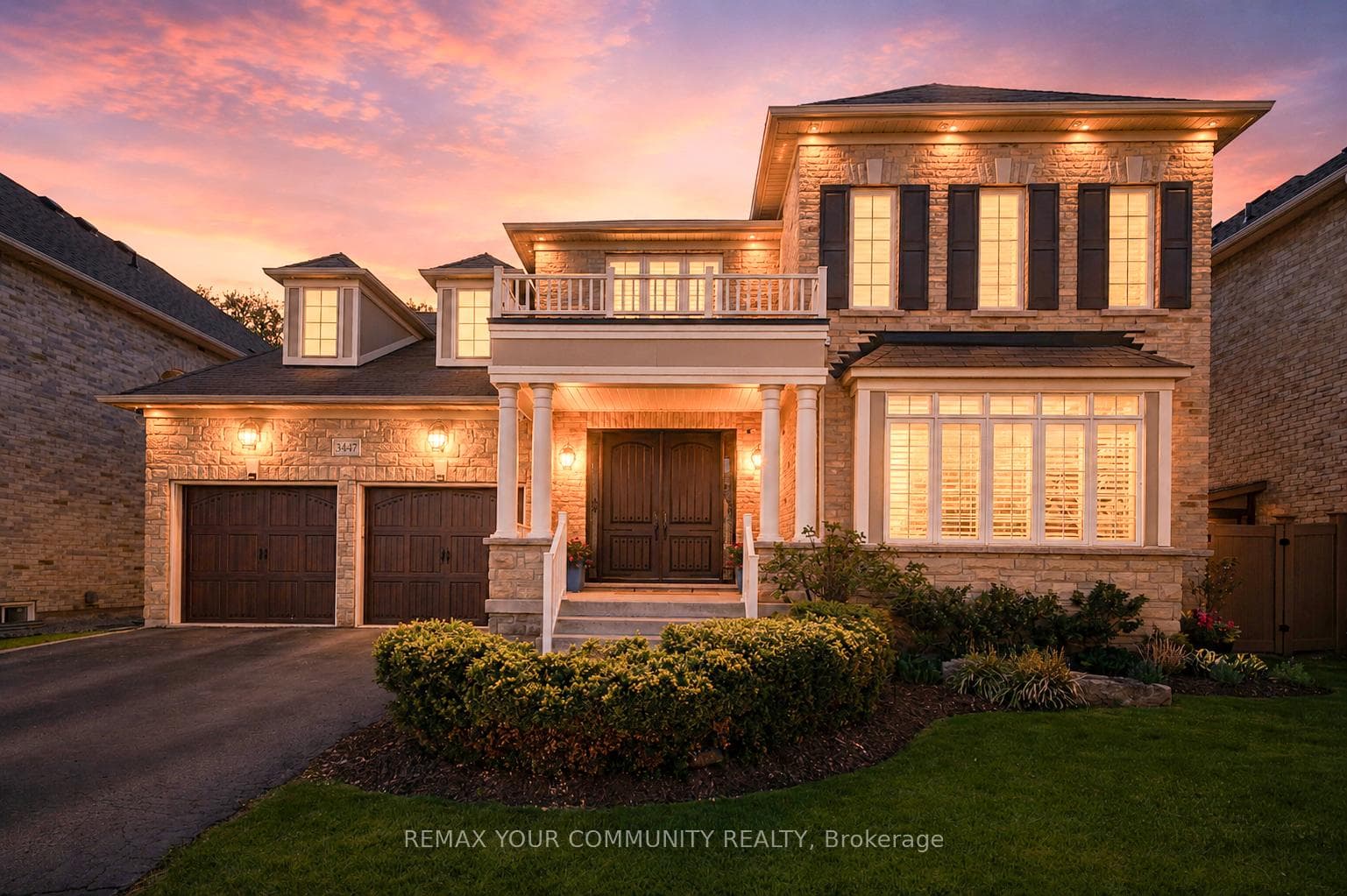 3447 Liptay Avenue, Oakville