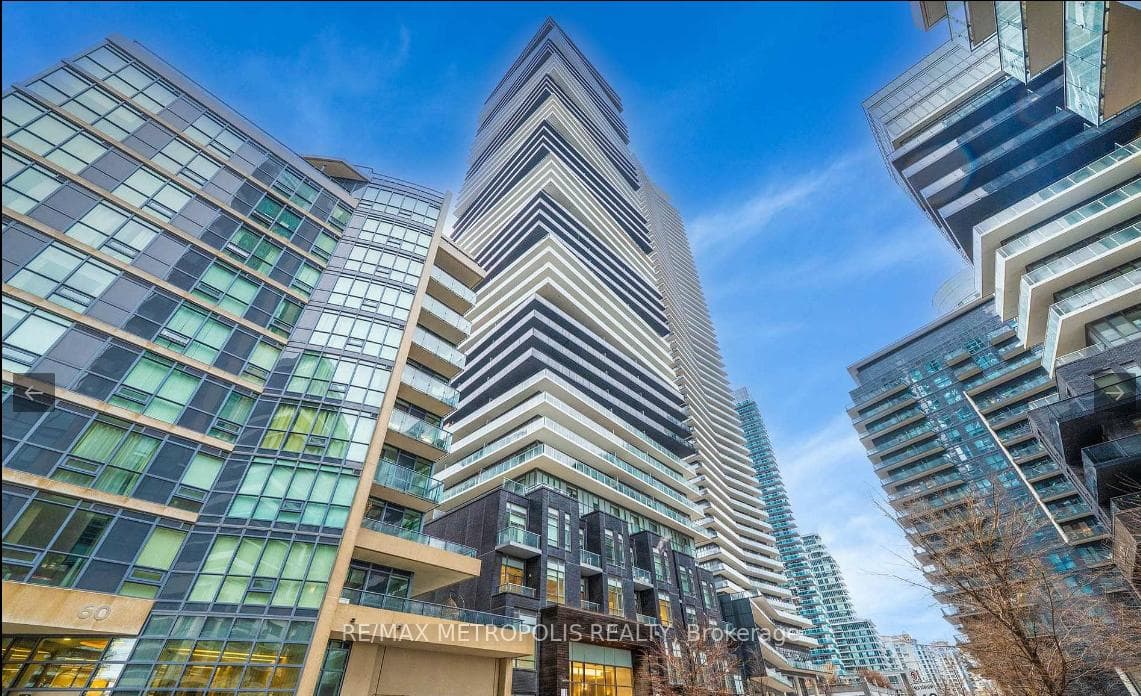 56 Annie Craig Drive Unit 3307, Liberty Village / Parkdale / South Parkdale, ON M8V 0C8 - Photo 1