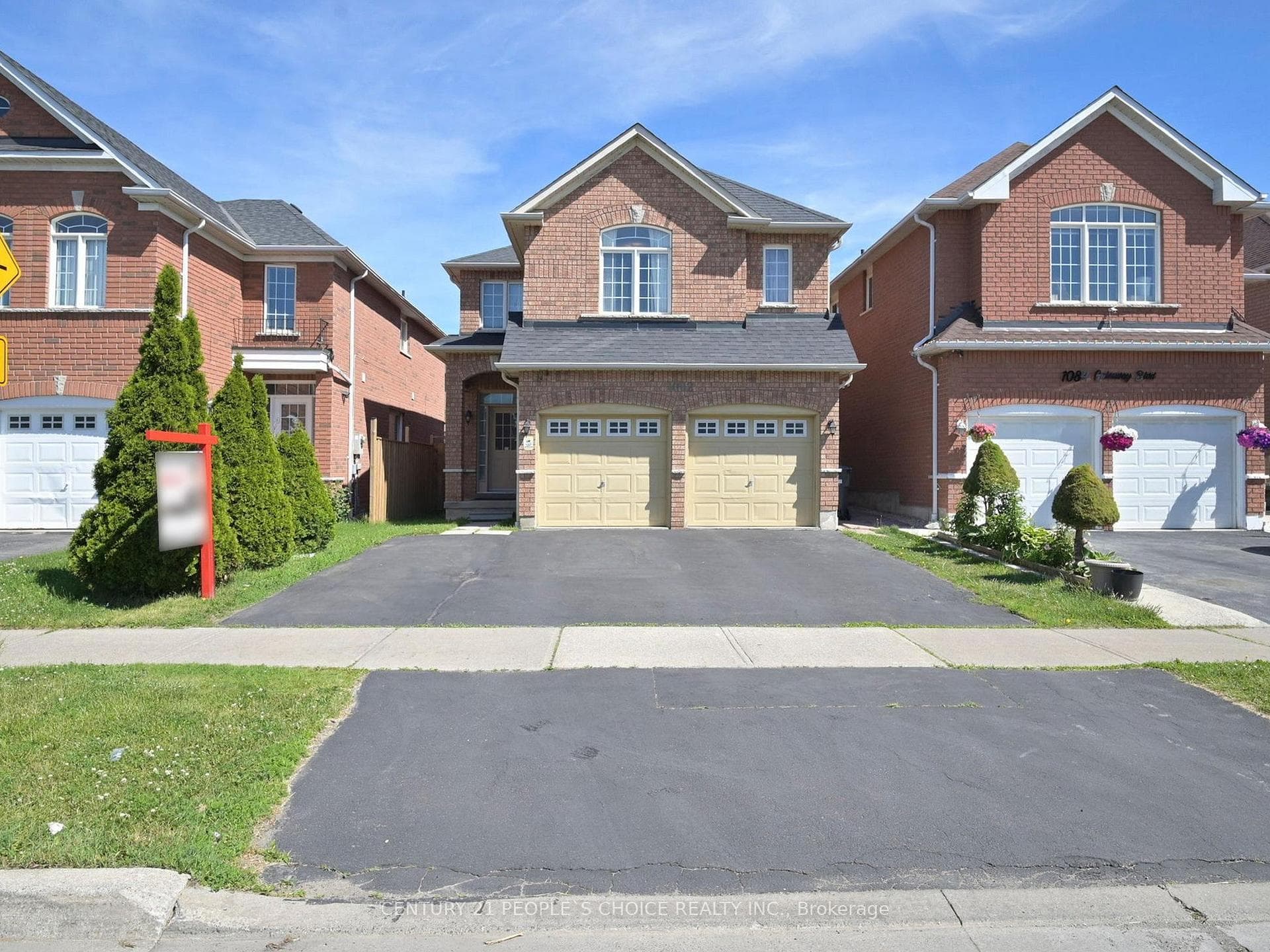 1082 Galesway Boulevard, Mississauga, ON L5V 2T6 - Photo 1
