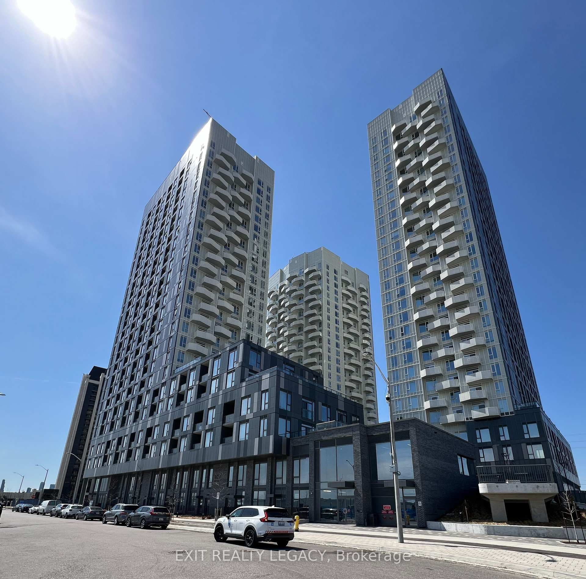 474 Caldari Road Unit 1608, Vaughan