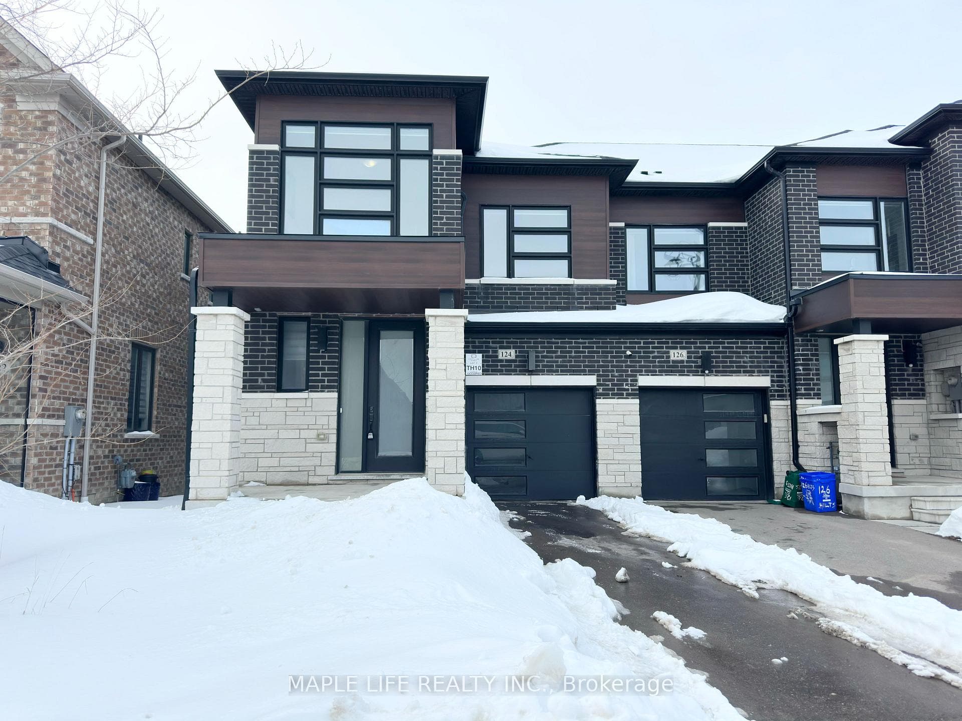 124 Hilts Drive, Richmond Hill