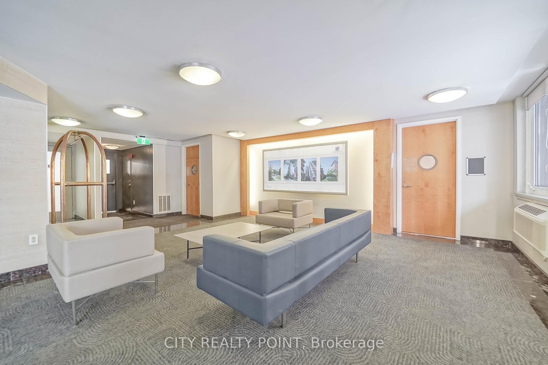 55 Isabella Street Unit 1004, Toronto C08