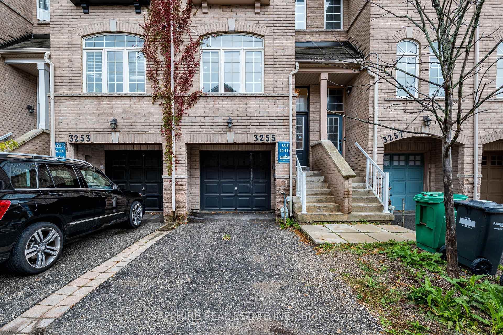3255 Redpath Circle, Mississauga, ON L5N 8R3 - Photo 1