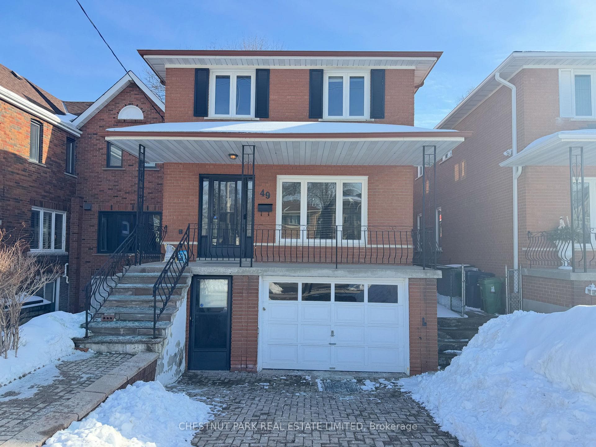 49 Woodville Avenue, Danforth / East York, ON M4K 2J5 - Photo 1