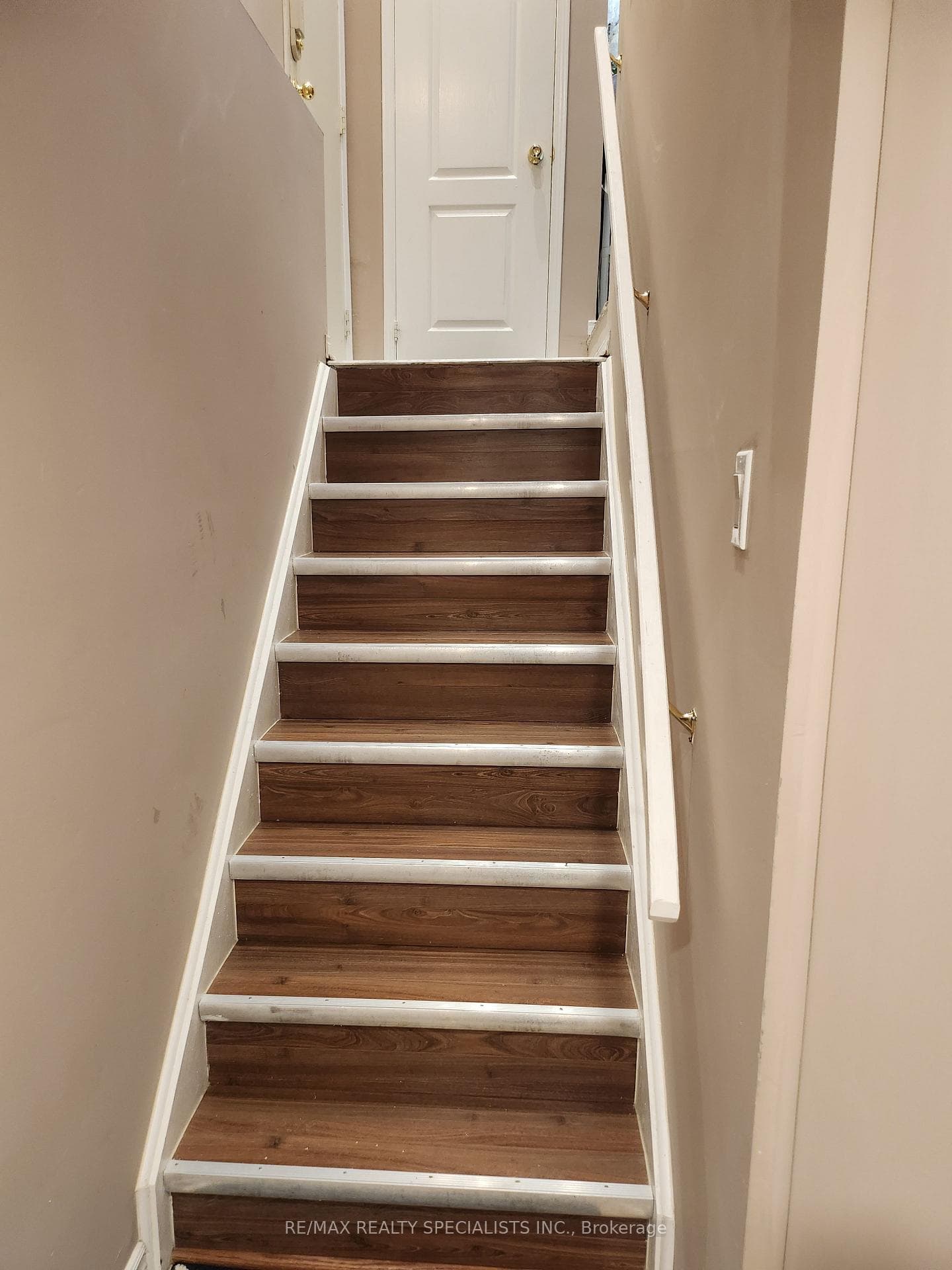 923 Mantle Crescent, Mississauga, ON L5V 2G4 - Photo 1