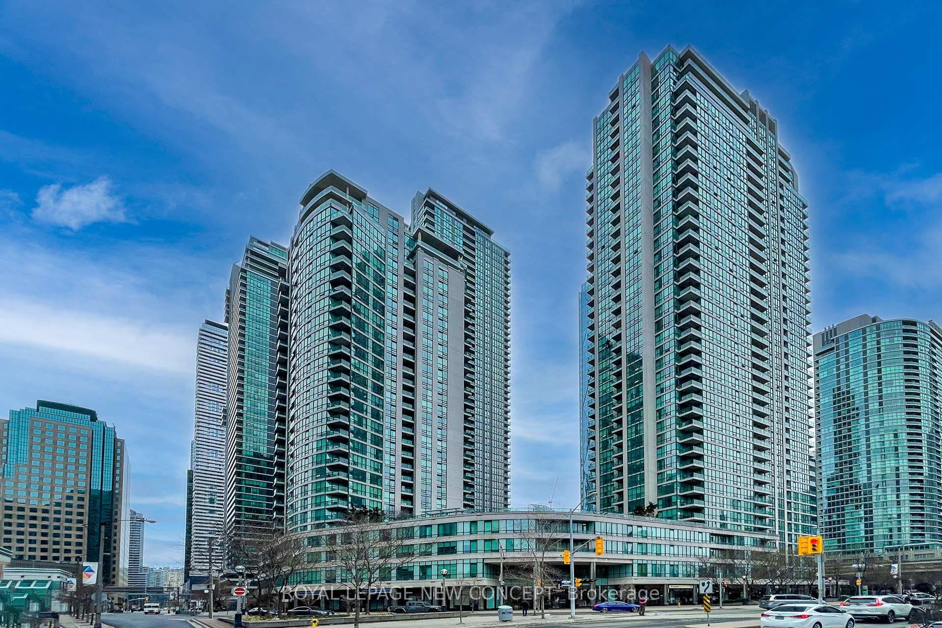 16 Yonge Street Unit 318, Toronto C01