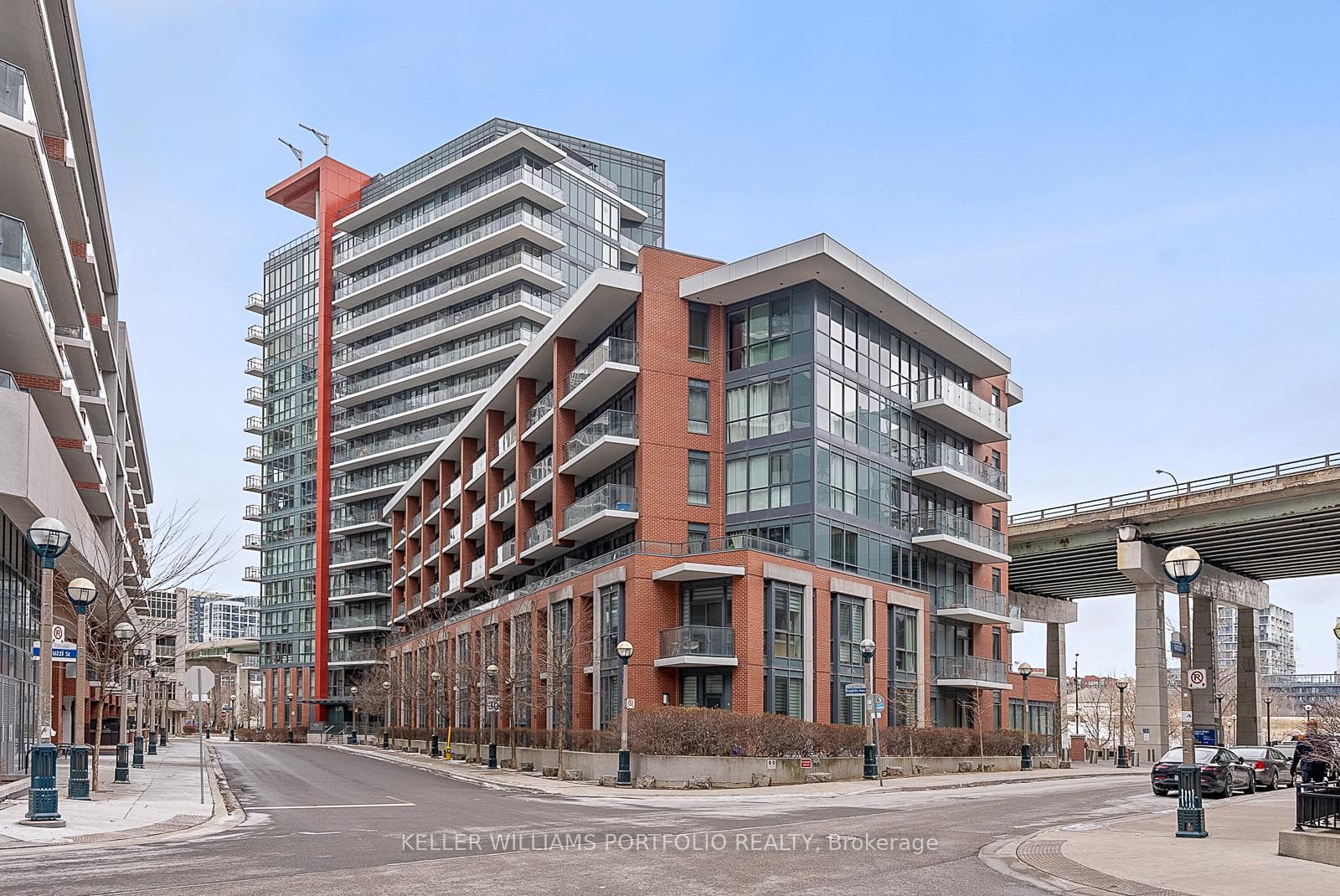 50 Bruyeres Mews Unit 1009, Toronto C01