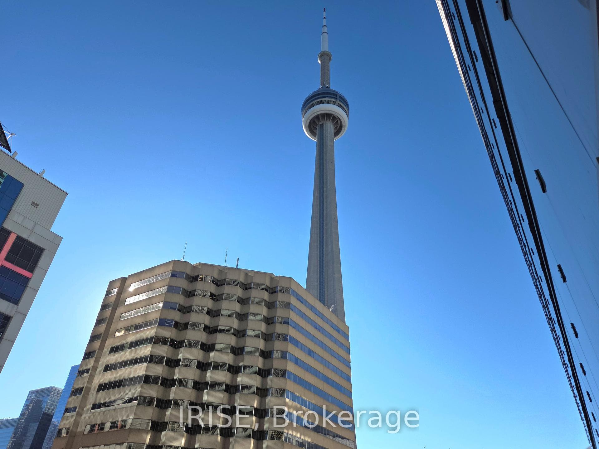 300 Front Street Unit 408, Downtown Toronto / Waterfront, ON M5V 0E9 - Photo 1