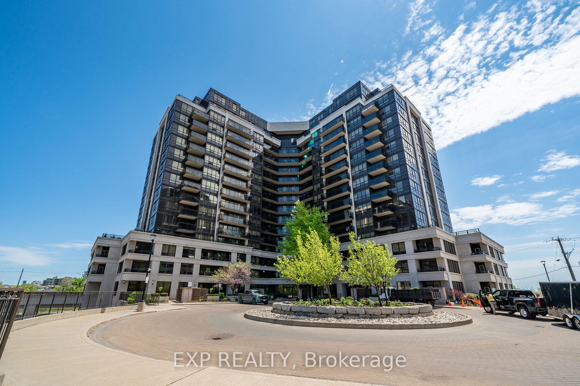 1060 Sheppard Avenue Unit 1005, Downsview / Black Creek, ON M3J 0G7 - Photo 1