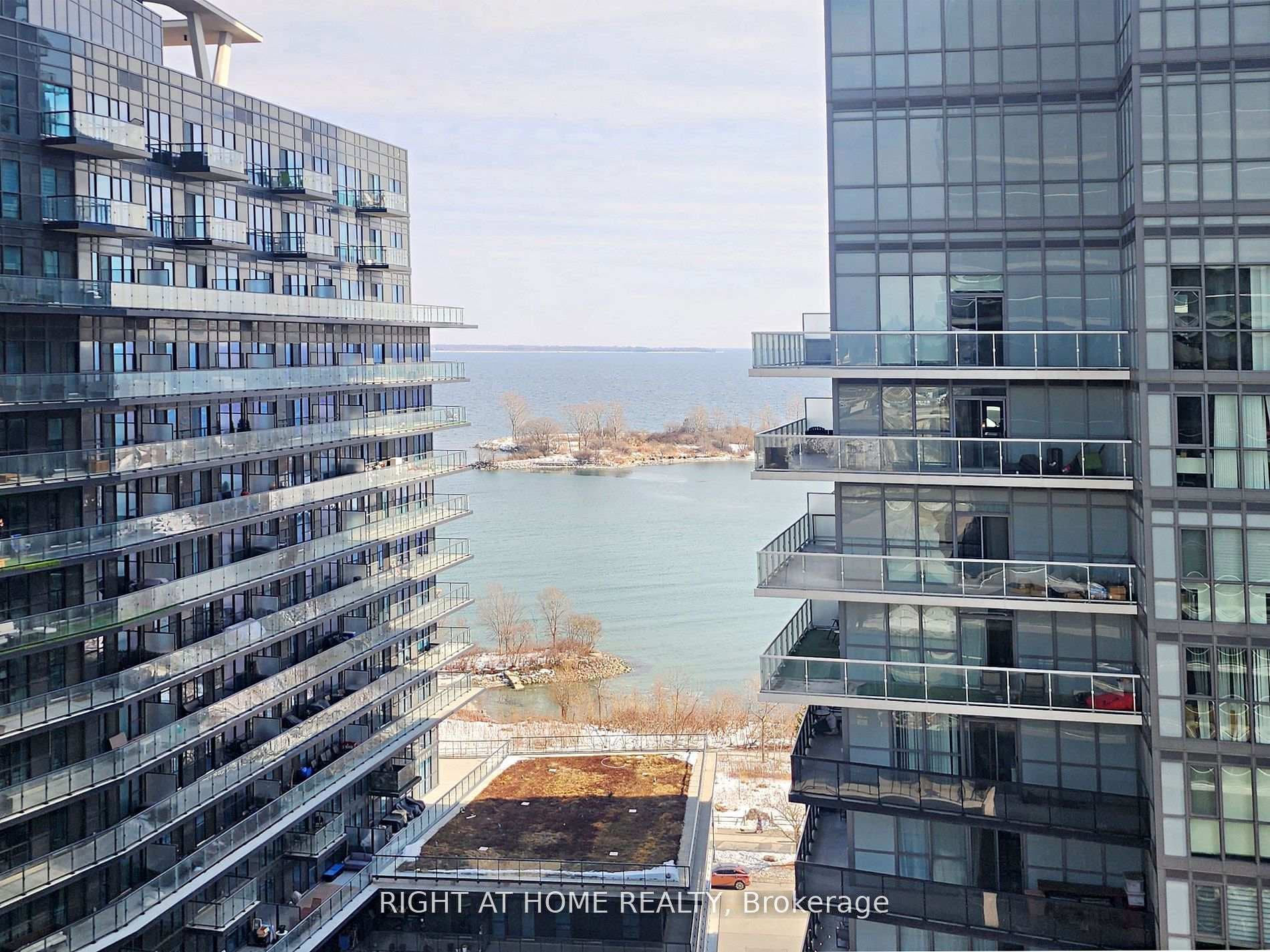 56 Annie Craig Drive Unit 1402, Liberty Village / Parkdale / South Parkdale, ON M8V 0C8 - Photo 1