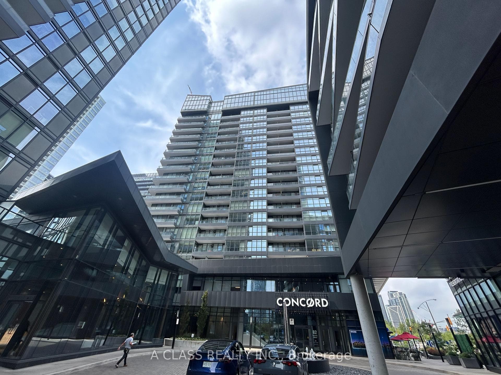 80 Queens Wharf Road Unit 506, Downtown Toronto / Waterfront, ON M5V 0J3 - Photo 1